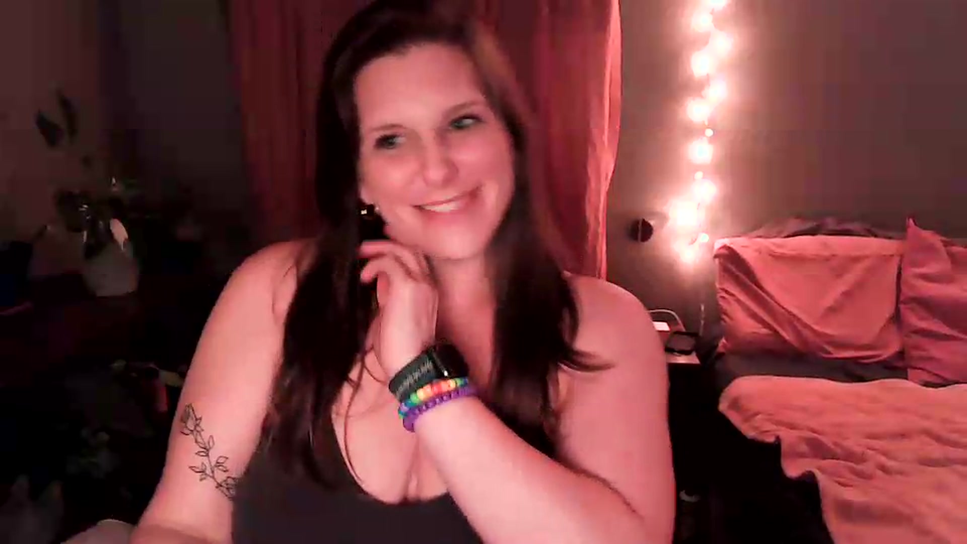Gallery image thumbnail from SouthernmilfK's myfreecams stream on, 06/15/2026, 12:52 image 4 of 20