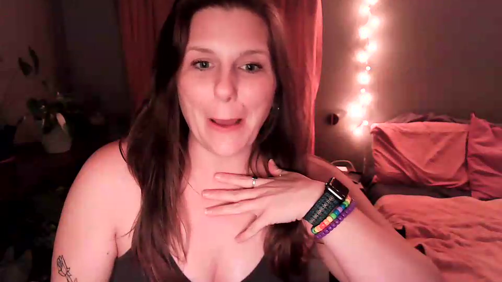 Gallery image thumbnail from SouthernmilfK's myfreecams stream on, 06/15/2026, 12:52 image 3 of 20