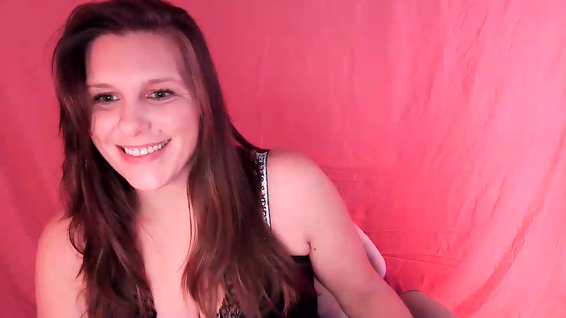 Gallery image thumbnail from SouthernmilfK's myfreecams stream on, 08/16/2026, 23:11 image 5 of 20