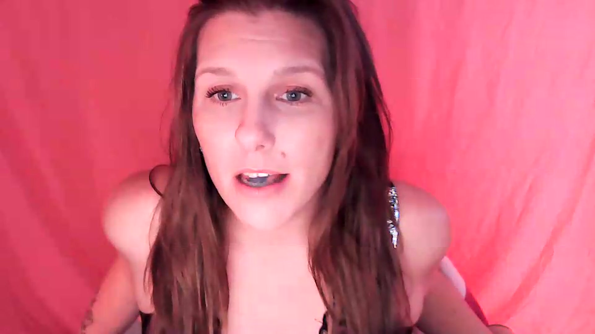 Gallery image thumbnail from SouthernmilfK's myfreecams stream on, 08/16/2026, 23:11 image 16 of 20