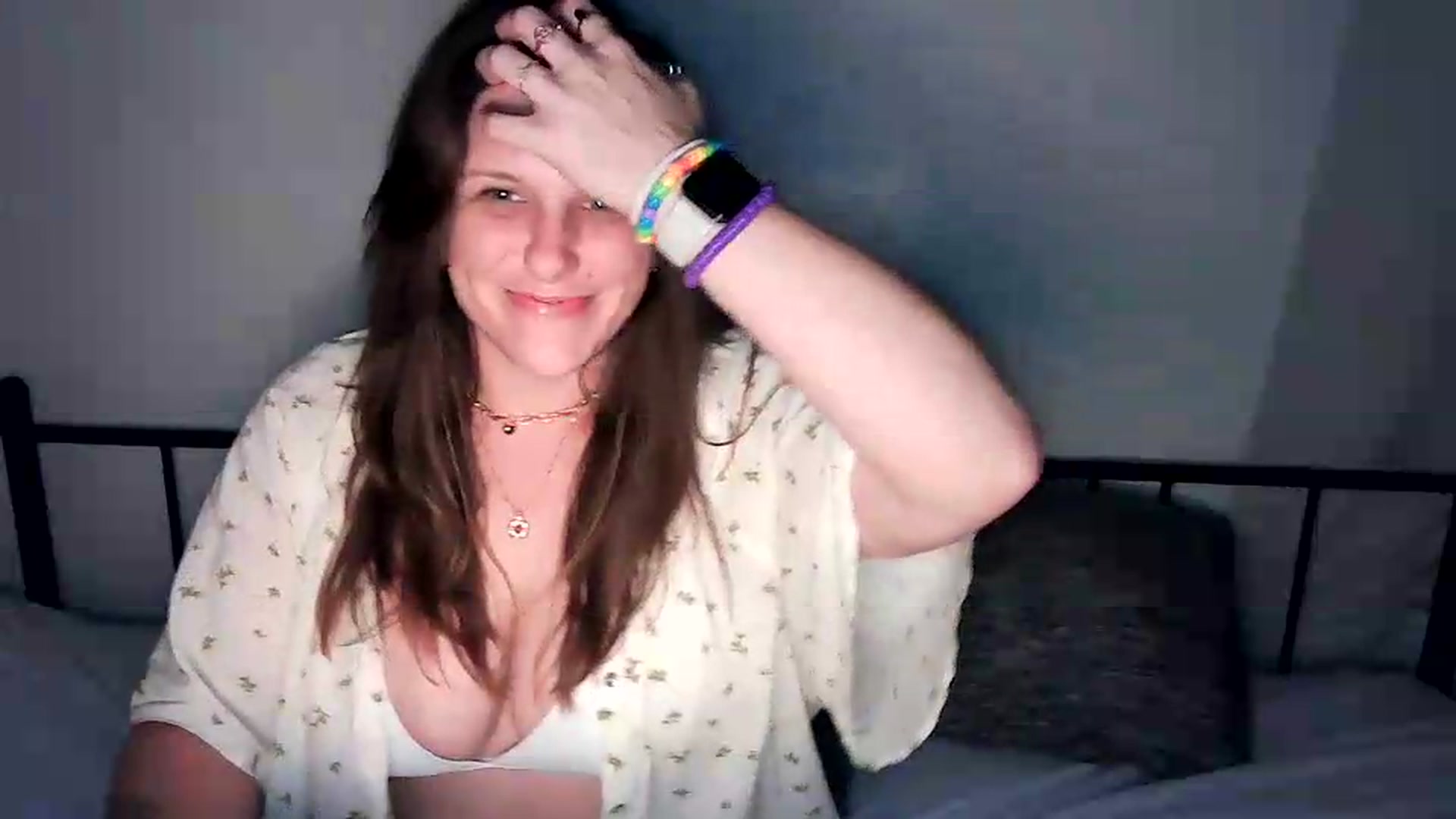 Gallery image thumbnail from SouthernmilfK's myfreecams stream on, 08/21/2026, 03:38 image 9 of 20