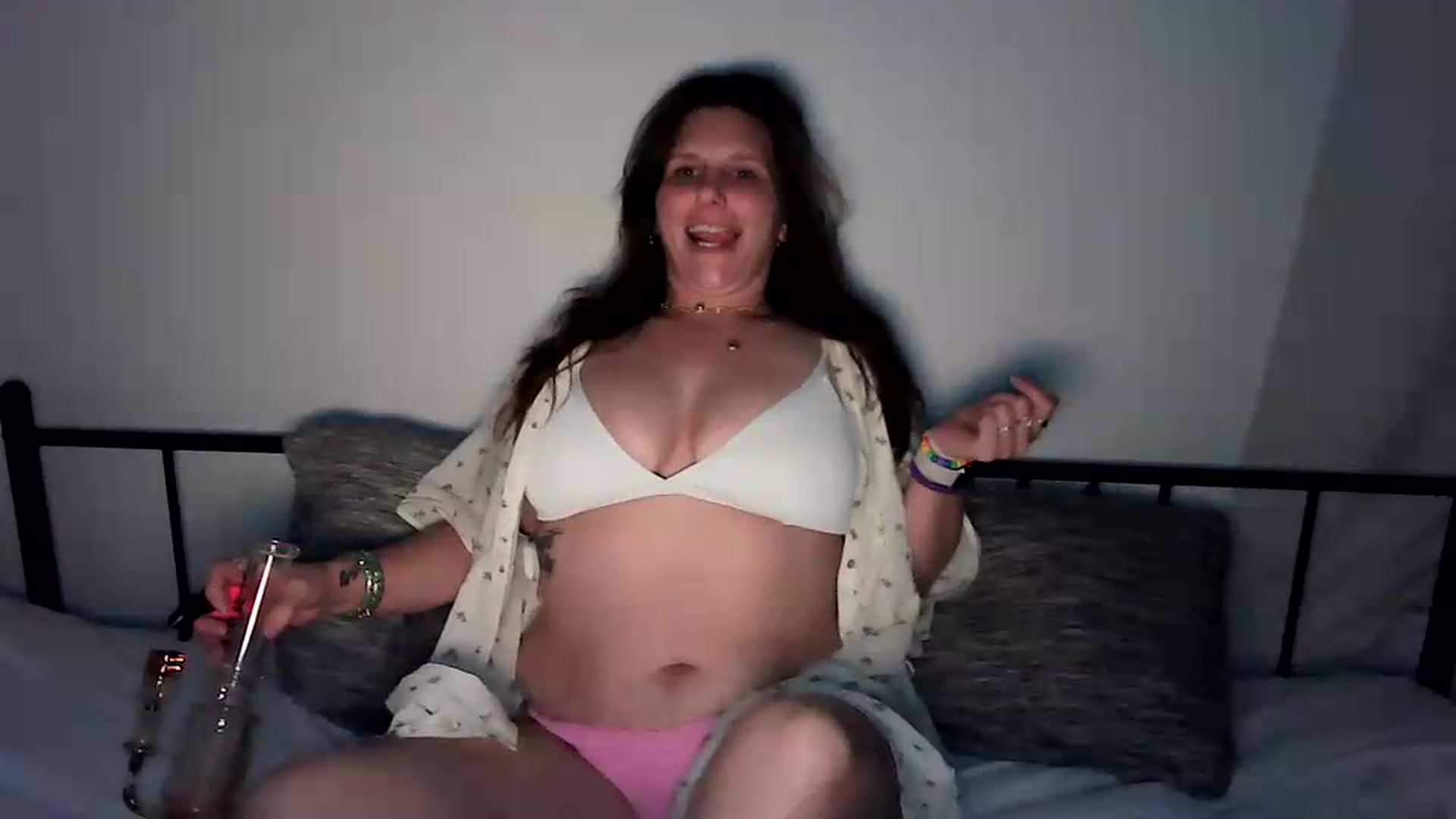 Gallery image thumbnail from SouthernmilfK's myfreecams stream on, 08/21/2026, 03:38 image 10 of 20