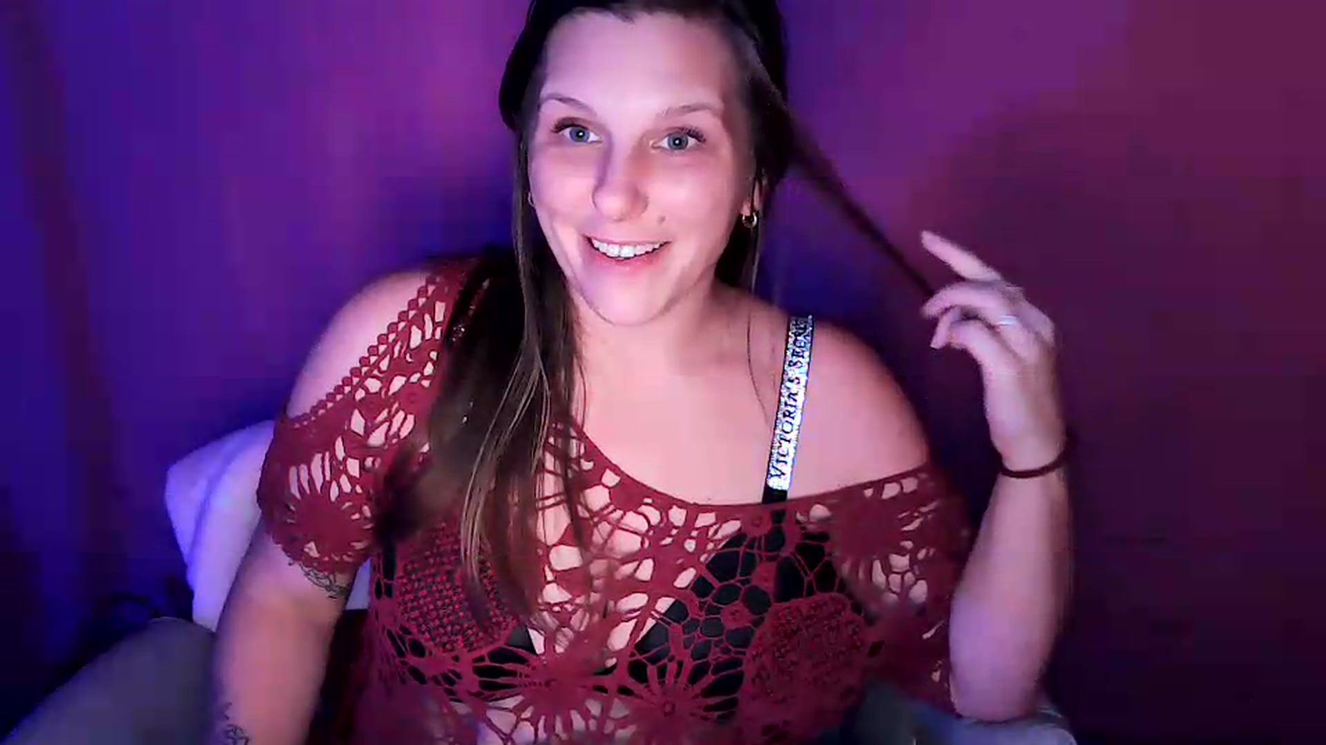 Gallery image thumbnail from SouthernmilfK's myfreecams stream on, 09/07/2026, 02:23 image 20 of 20