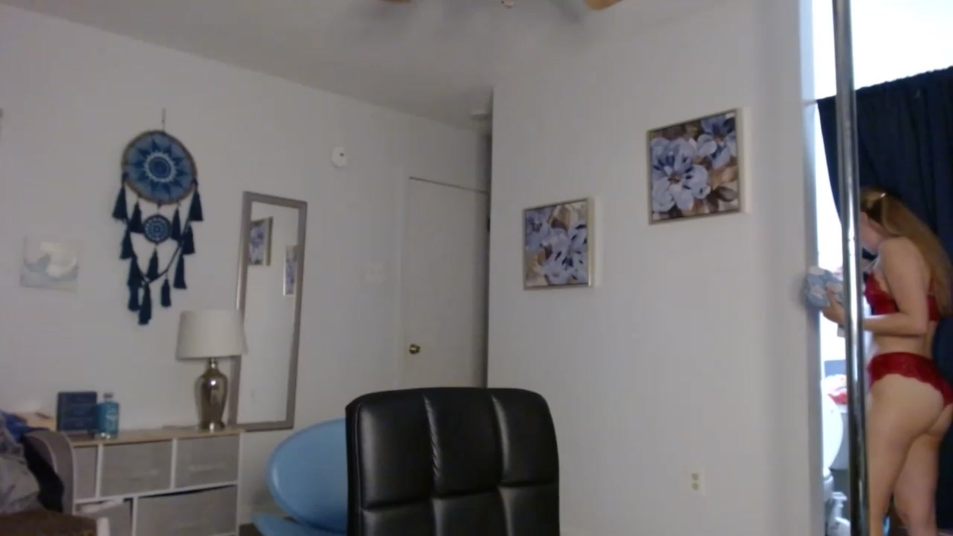 Gallery image thumbnail from Southernms's myfreecams stream on, 06/28/2023, 08:49 image 7 of 20