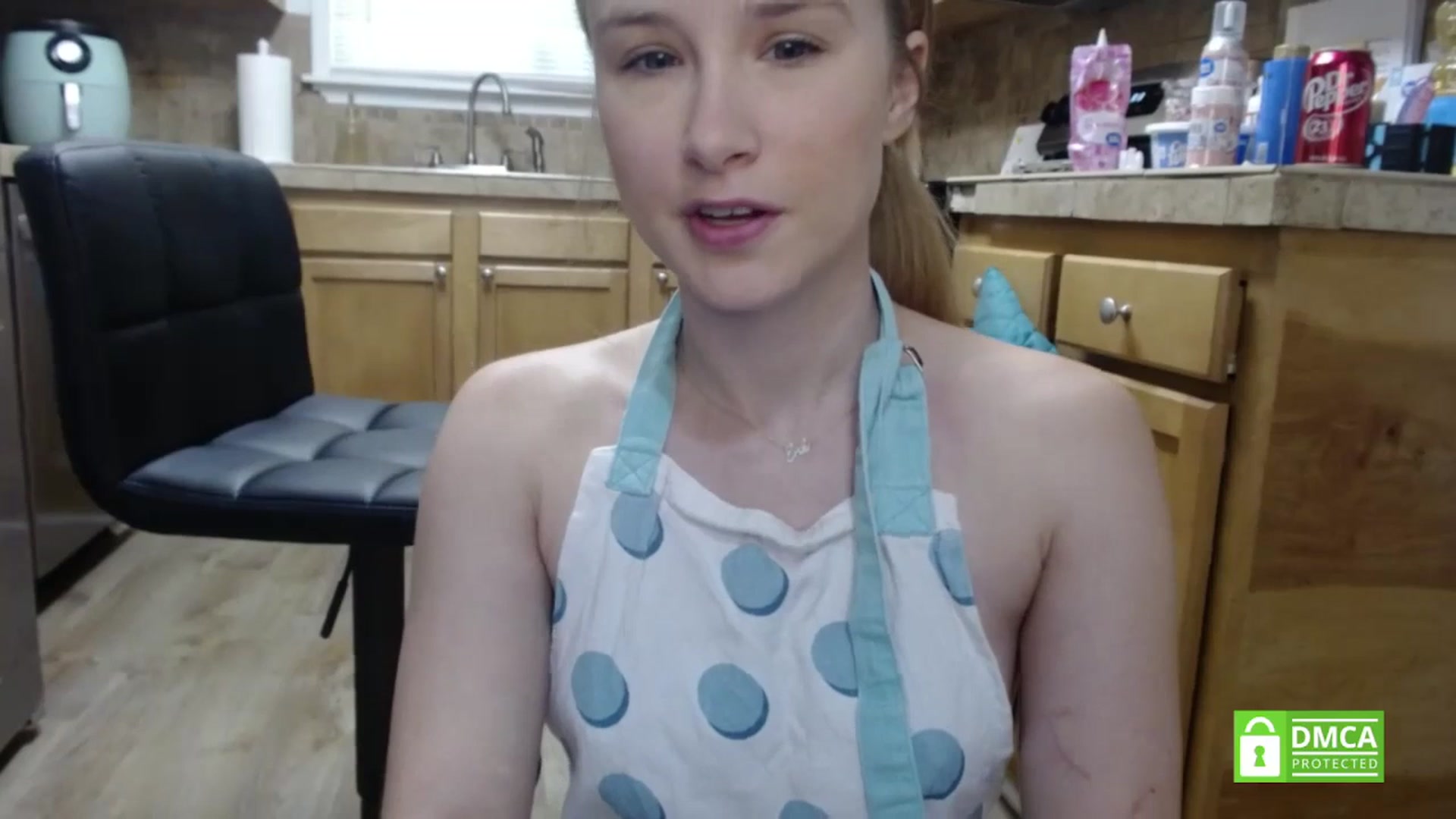 Gallery image thumbnail from Southernms's myfreecams stream on, 07/08/2023, 21:11 image 10 of 20