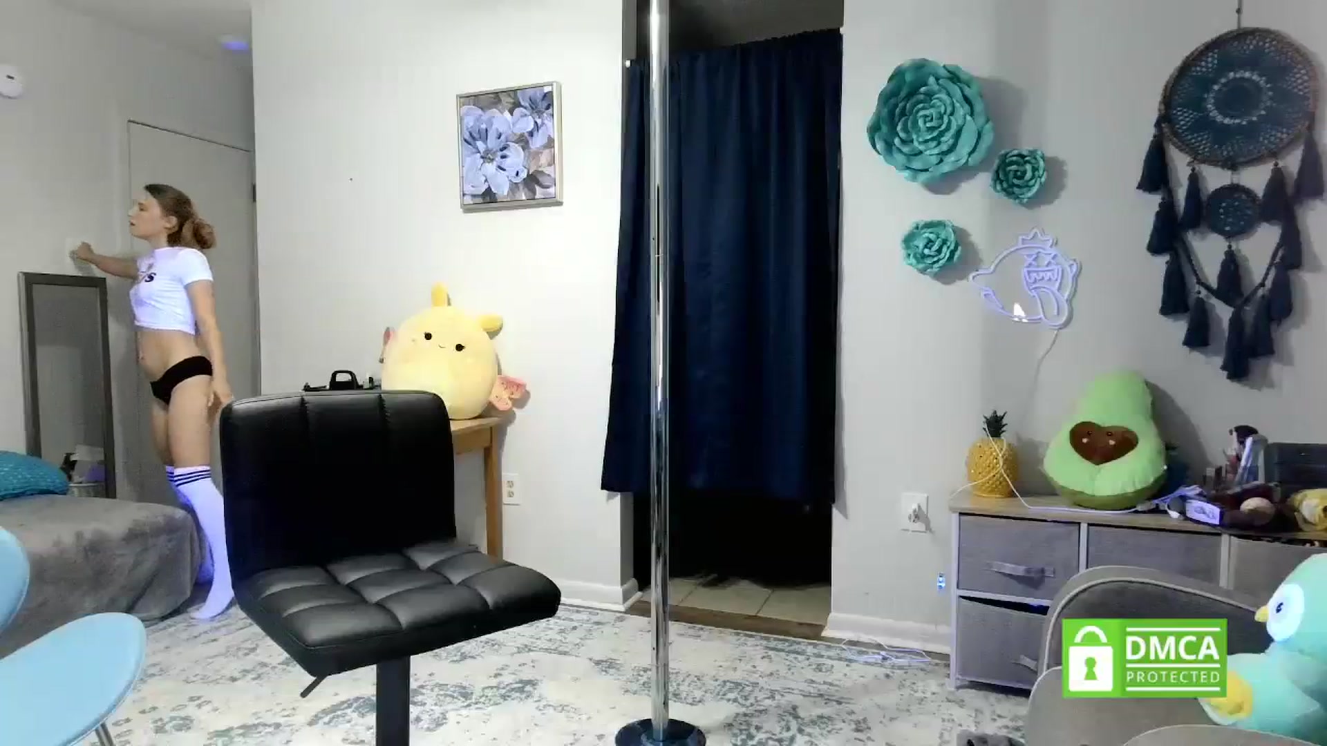 Gallery image thumbnail from Southernms's myfreecams stream on, 08/03/2023, 08:18 image 3 of 20