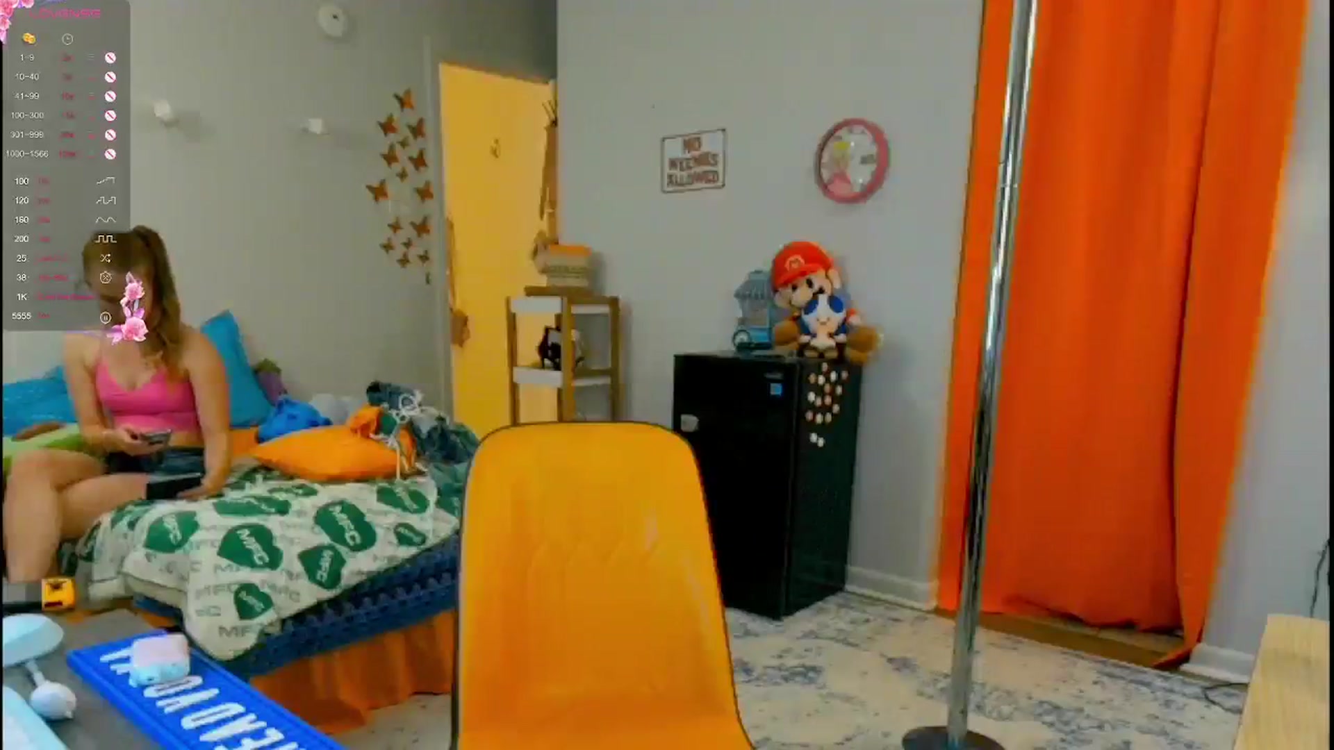Gallery image thumbnail from Southernms's myfreecams stream on, 05/01/2024, 06:21 image 6 of 20