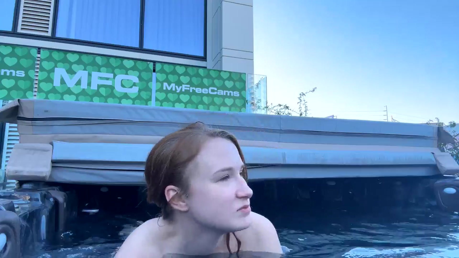 Gallery image thumbnail from Southernms's myfreecams stream on, 05/22/2024, 01:11 image 19 of 20