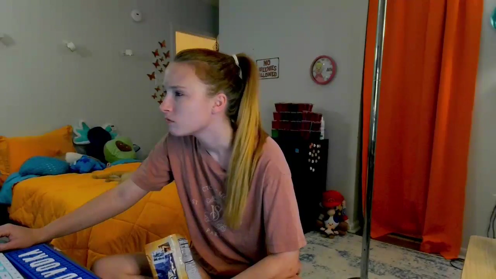 Gallery image thumbnail from Southernms's myfreecams stream on, 05/28/2024, 09:27 image 11 of 20