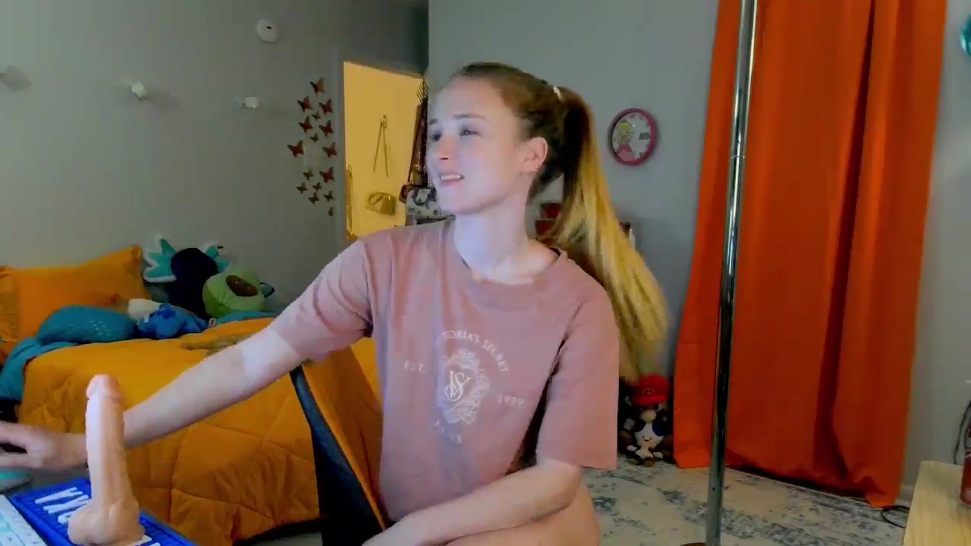 Gallery image thumbnail from Southernms's myfreecams stream on, 05/28/2024, 09:27 image 20 of 20