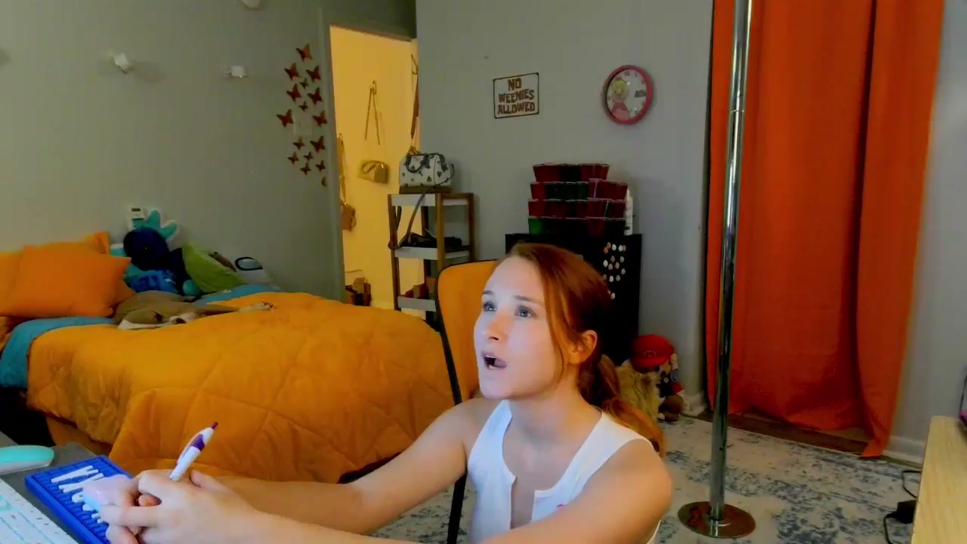 Gallery image thumbnail from Southernms's myfreecams stream on, 05/29/2024, 07:41 image 16 of 20