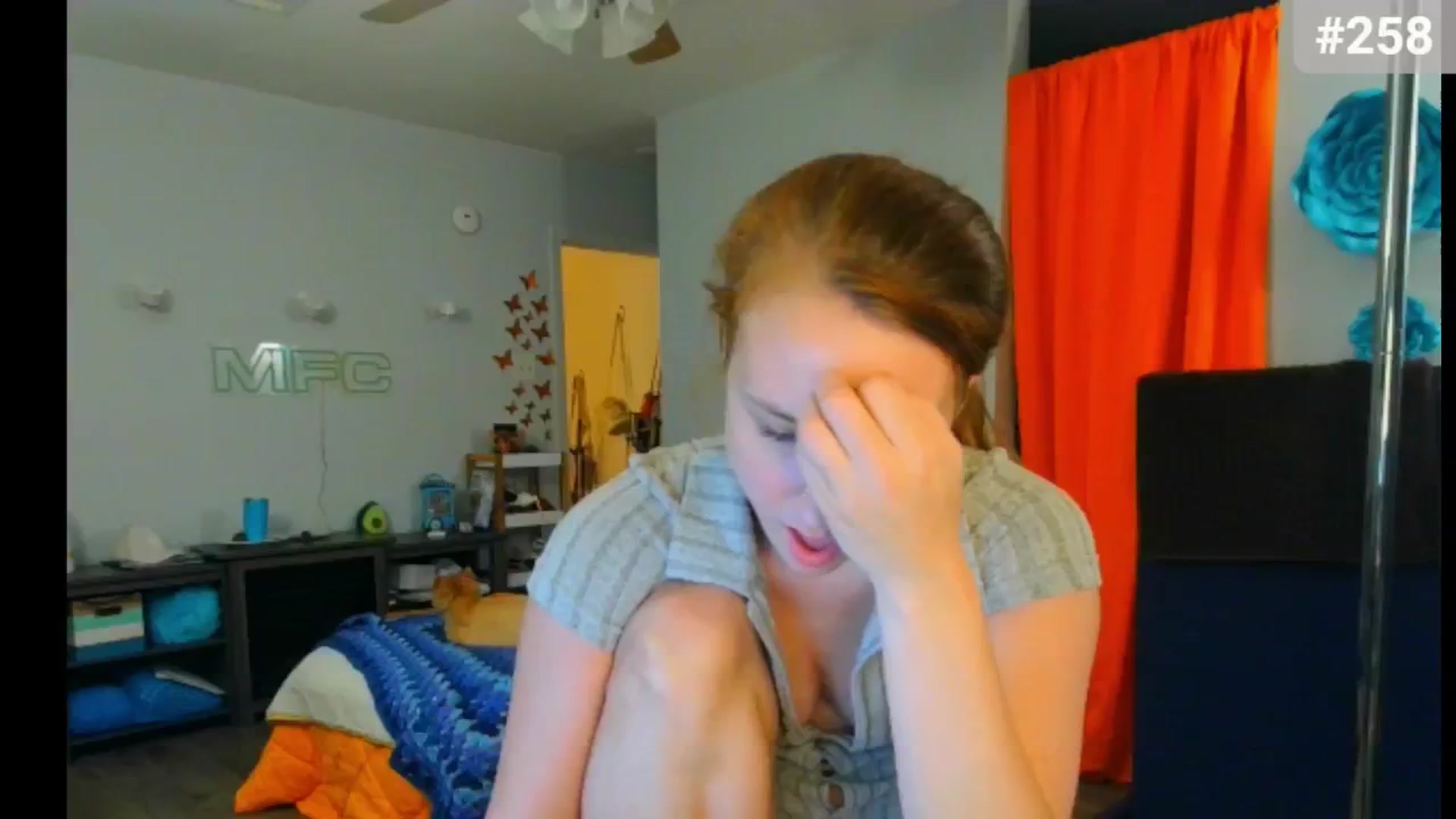 Gallery image thumbnail from Southernms's myfreecams stream on, 07/28/2024, 09:08 image 17 of 20