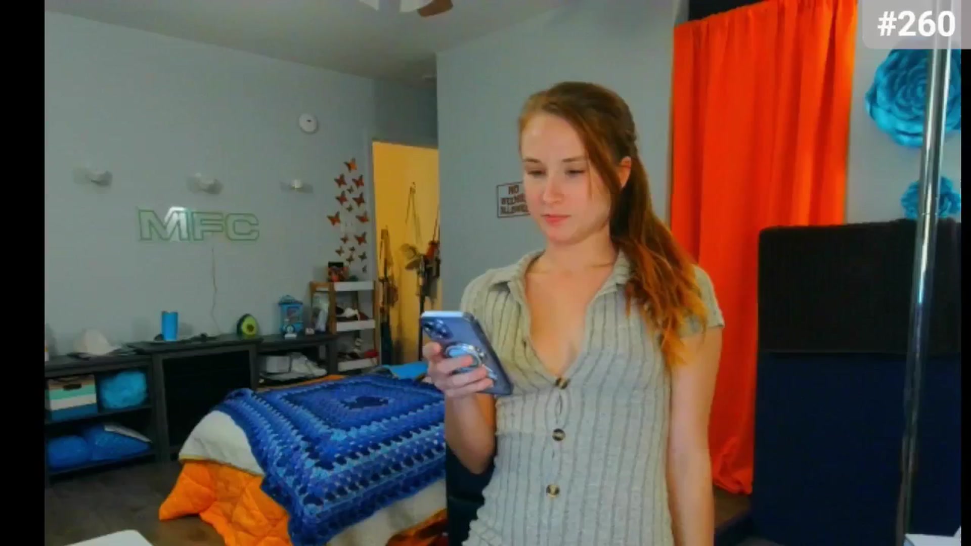 Gallery image thumbnail from Southernms's myfreecams stream on, 07/28/2024, 09:08 image 4 of 20