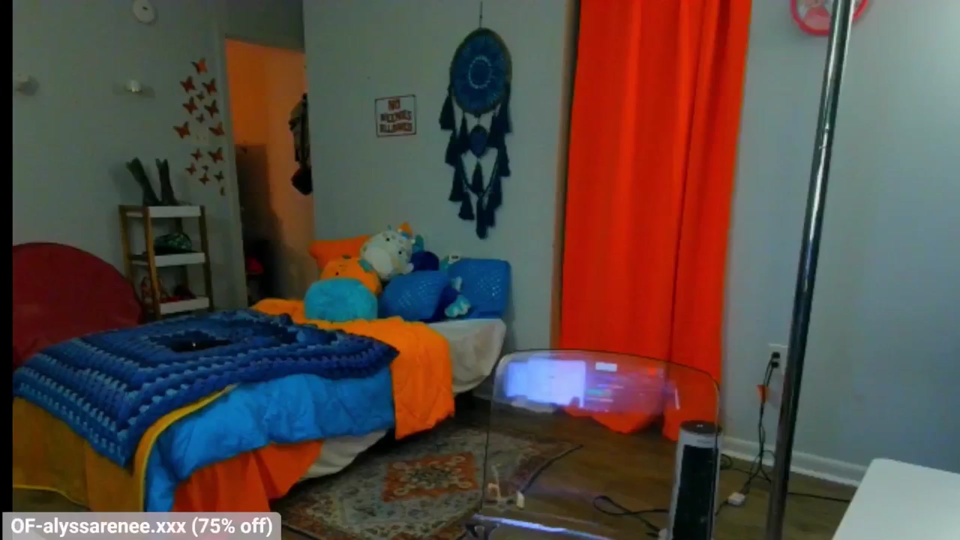 Gallery image thumbnail from Southernms's myfreecams stream on, 09/25/2024, 03:17 image 10 of 20