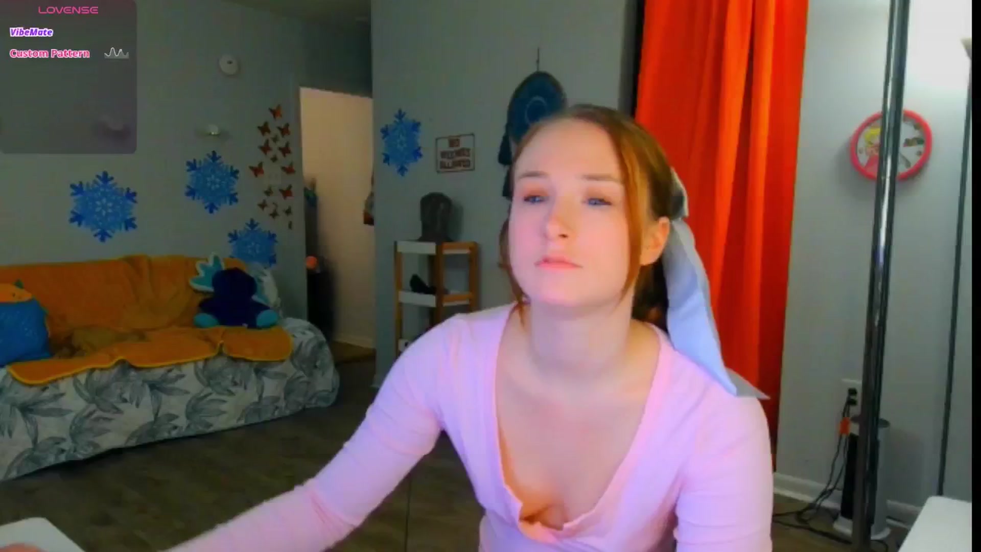Gallery image thumbnail from Southernms's myfreecams stream on, 12/27/2024, 02:06 image 7 of 20