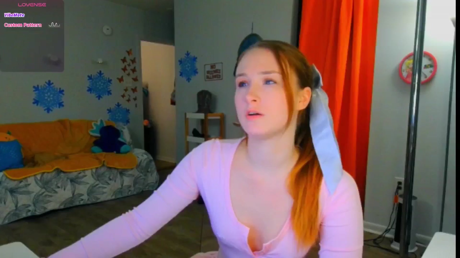 Gallery image thumbnail from Southernms's myfreecams stream on, 12/27/2024, 02:06 image 3 of 20