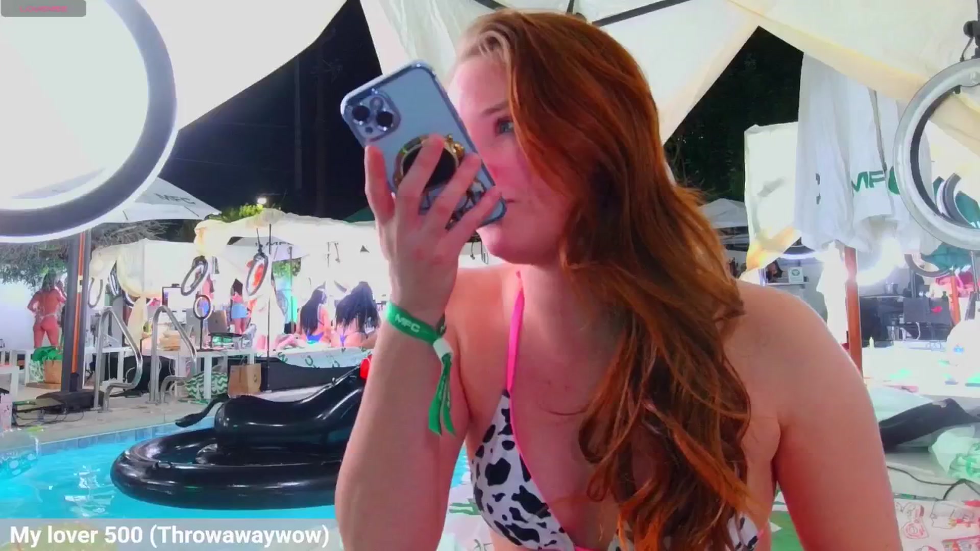 Gallery image thumbnail from Southernms's myfreecams stream on, 05/20/2025, 06:14 image 9 of 20