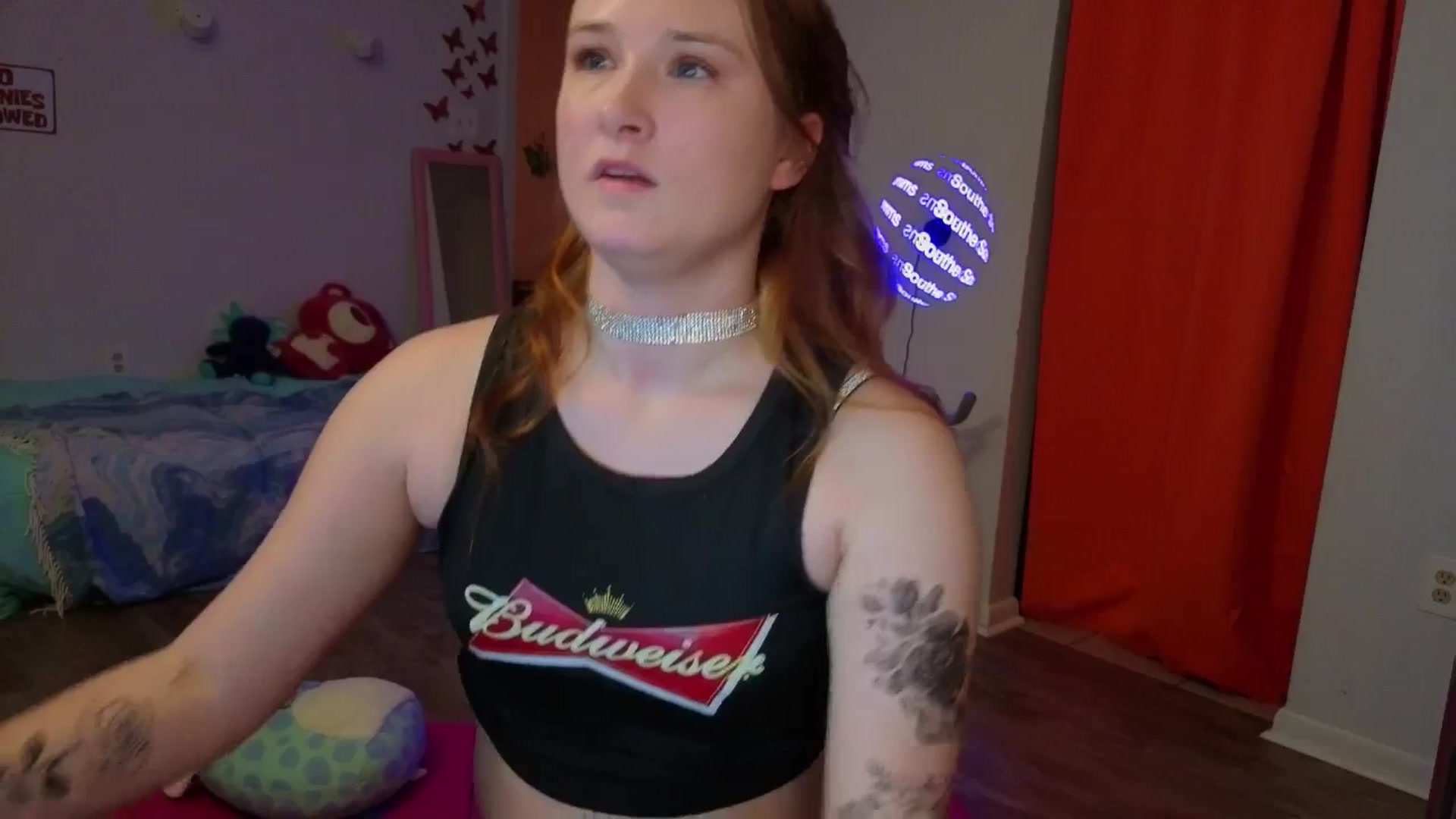 Gallery image thumbnail from Southernms's myfreecams stream on, 08/29/2025, 04:06 image 5 of 20