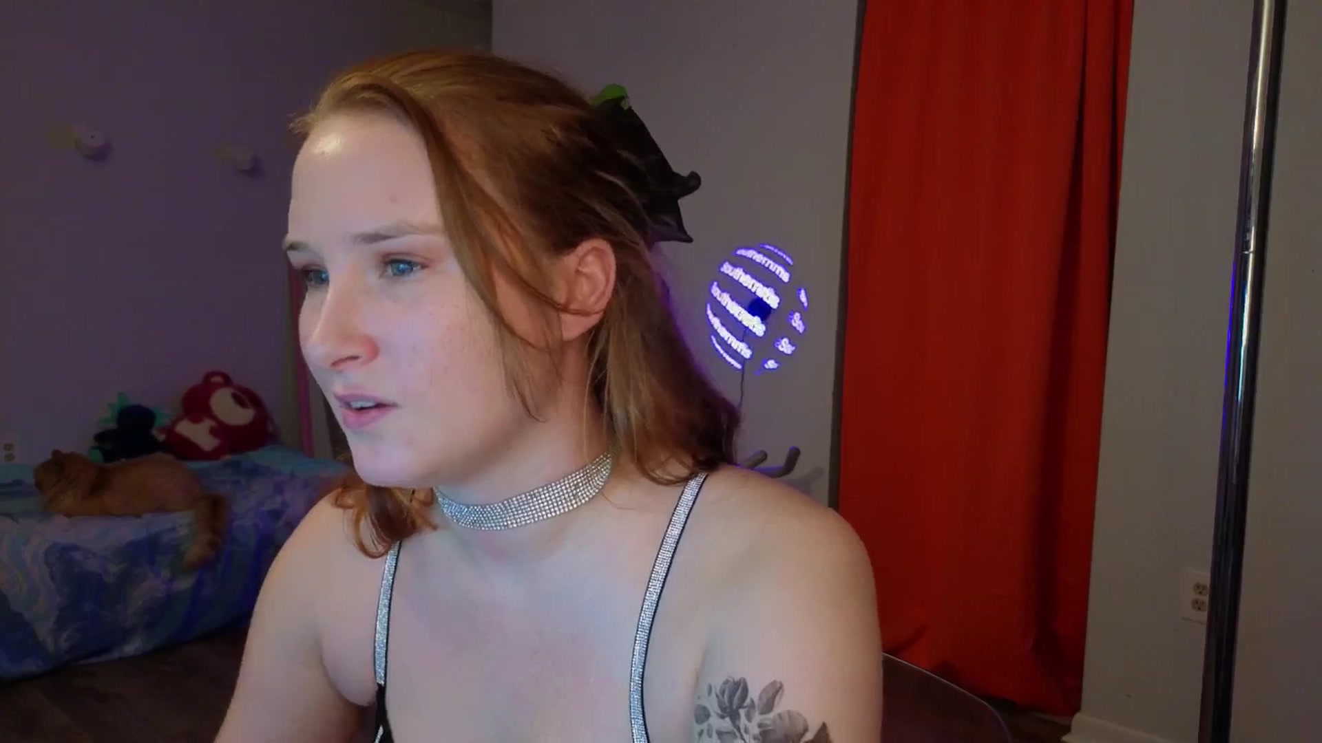 Gallery image thumbnail from Southernms's myfreecams stream on, 08/29/2025, 04:06 image 7 of 20