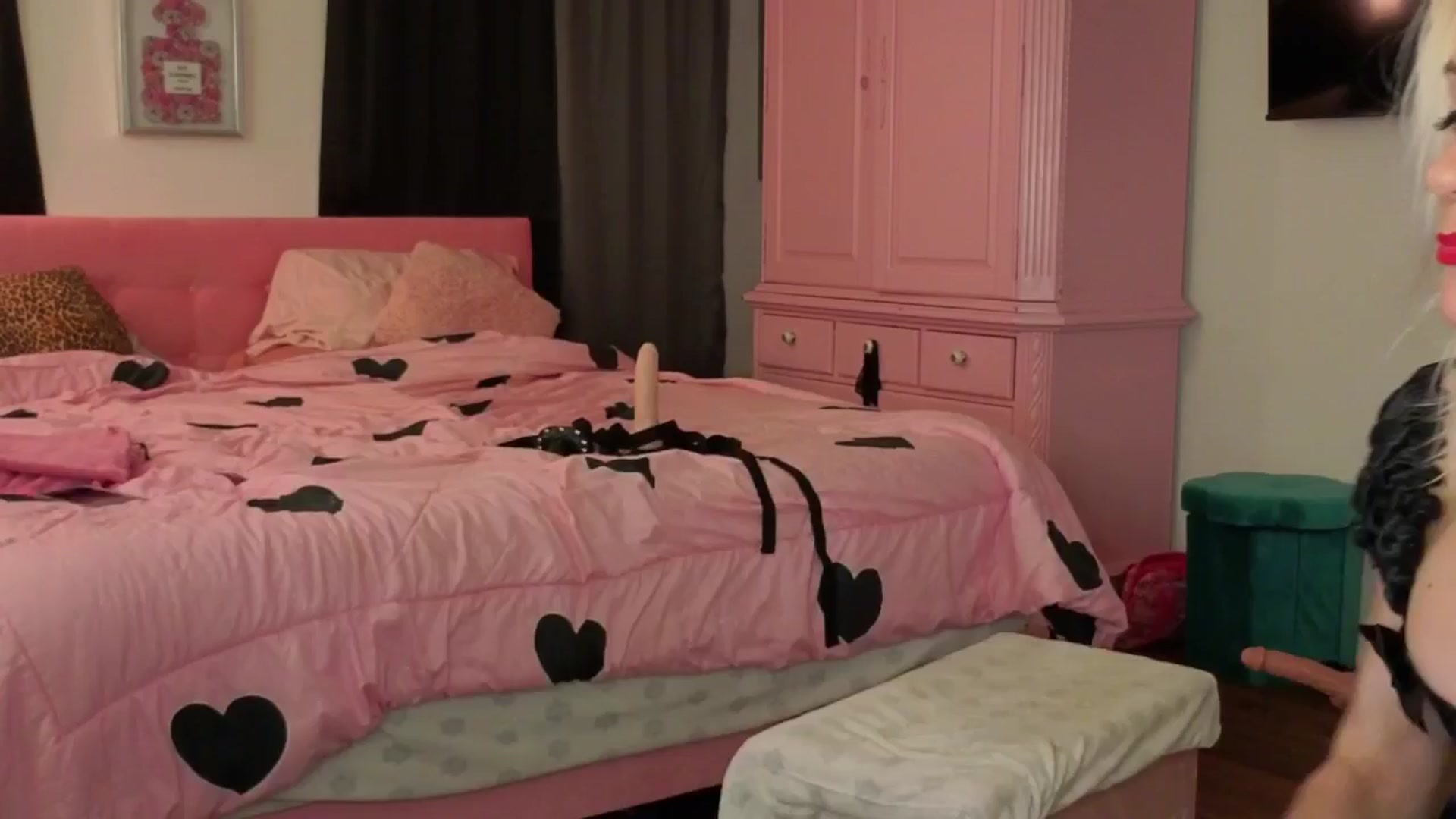 Gallery image thumbnail from Southernms's myfreecams stream on, 03/11/2026, 08:16 image 15 of 20