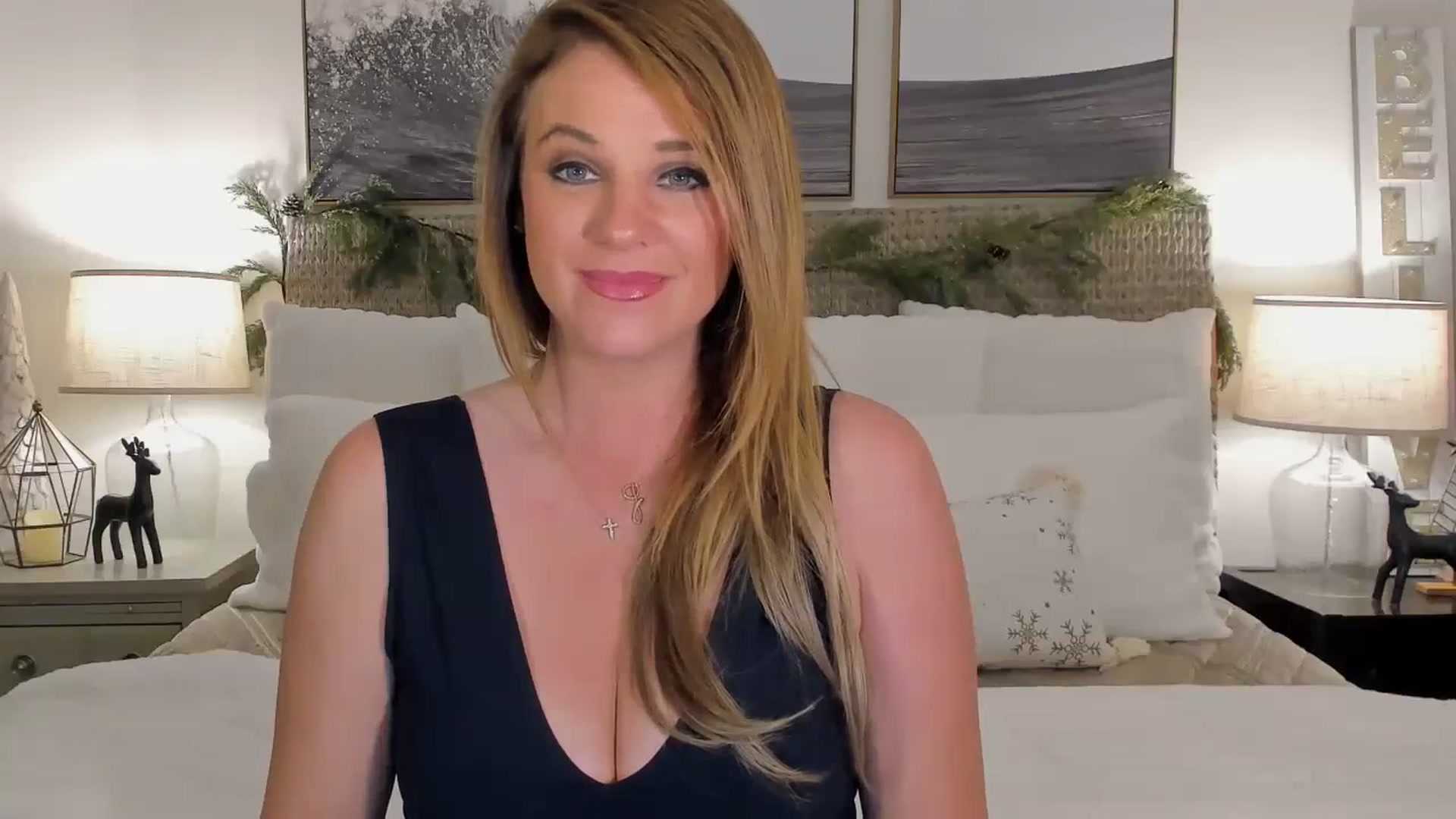 Gallery image thumbnail from Sowet4you1's myfreecams stream on, 12/17/2024, 05:01 image 17 of 20