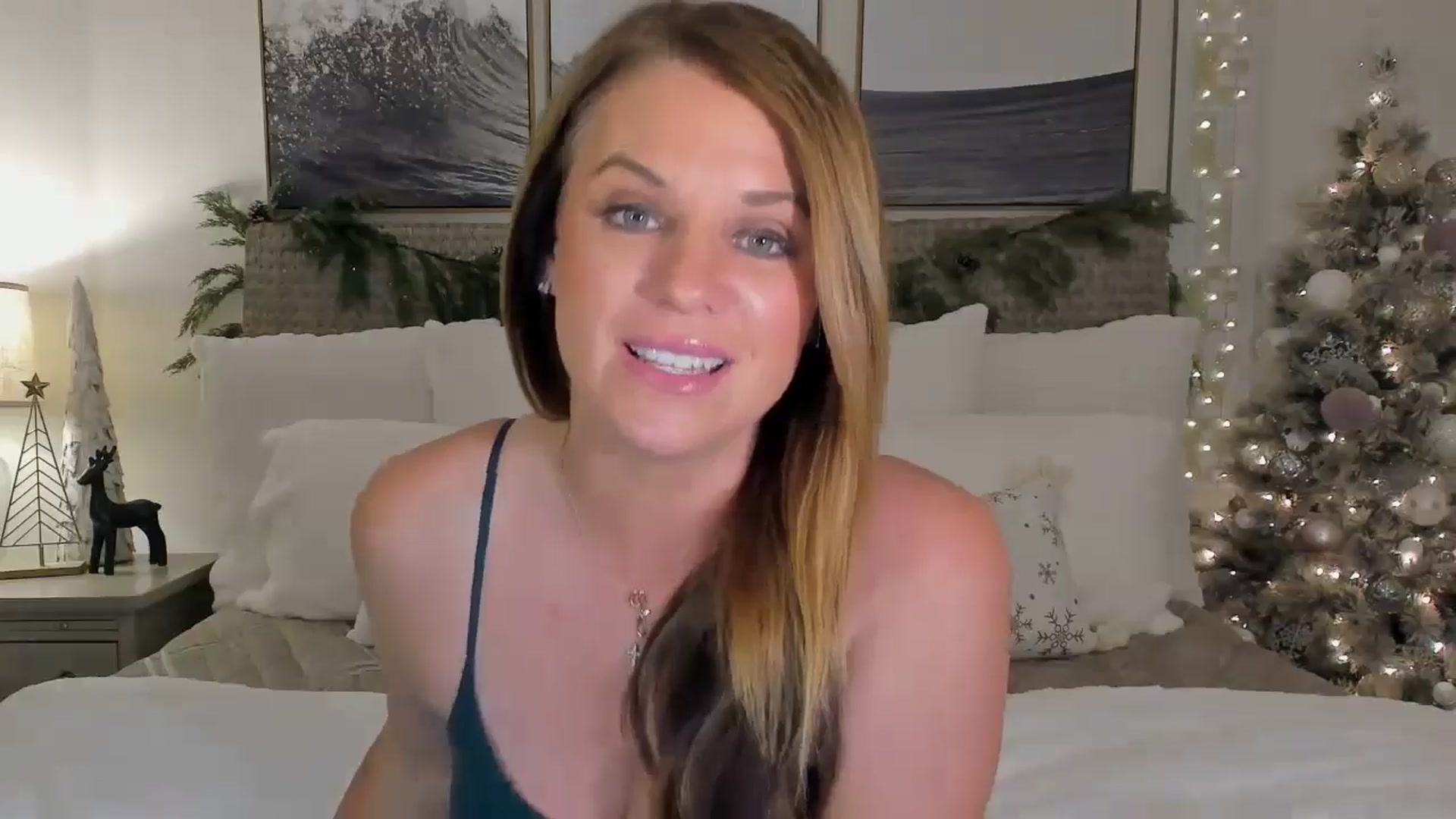 Gallery image thumbnail from Sowet4you1's myfreecams stream on, 12/19/2024, 04:49 image 7 of 20