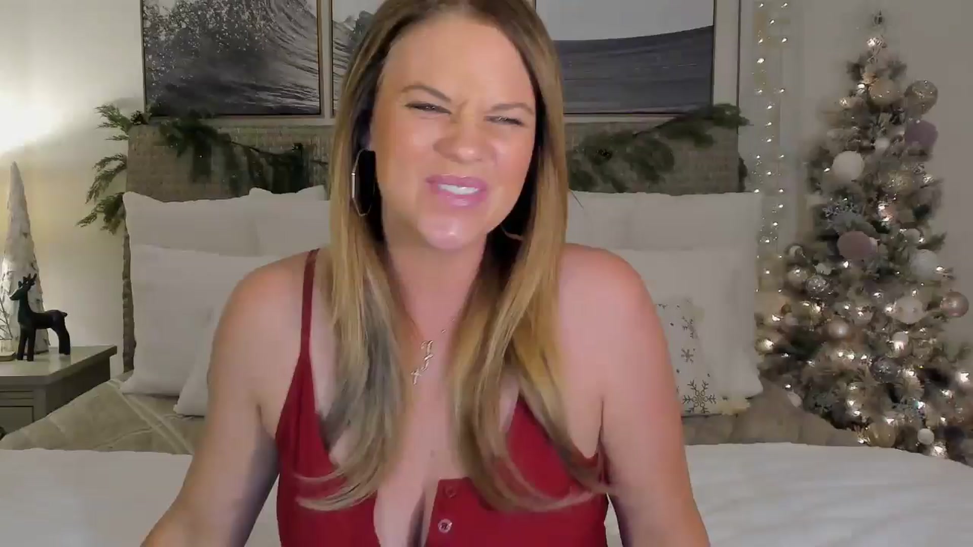 Gallery image thumbnail from Sowet4you1's myfreecams stream on, 12/22/2024, 05:18 image 20 of 20