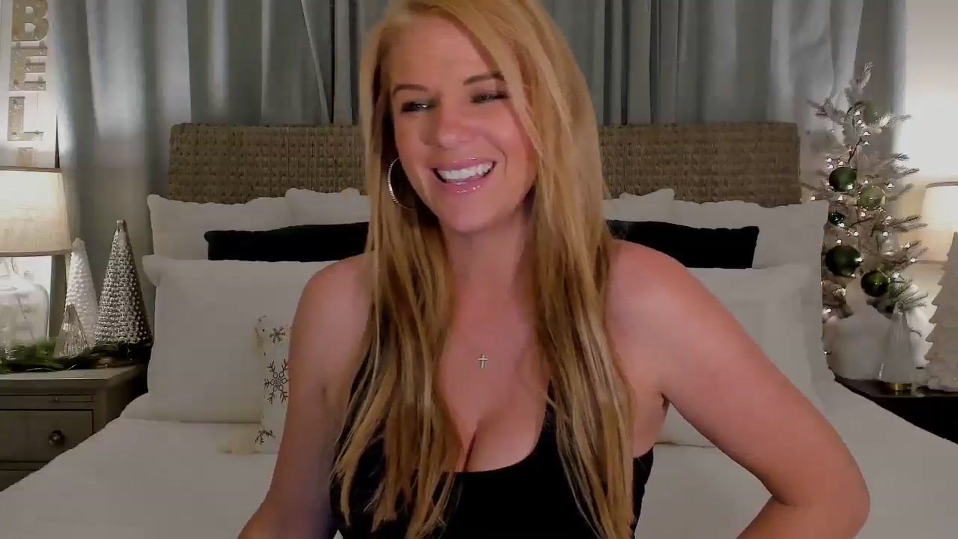 Gallery image thumbnail from Sowet4you1's myfreecams stream on, 12/16/2025, 06:23 image 19 of 20