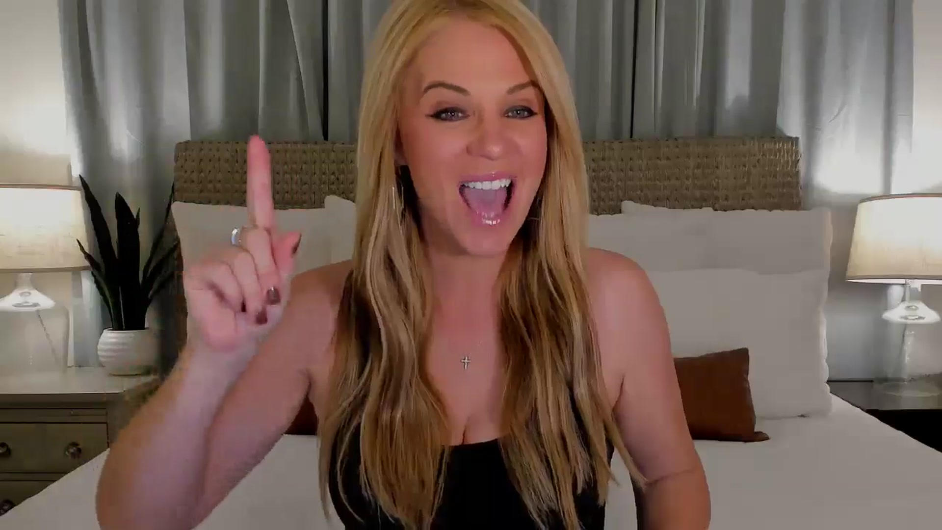 Gallery image thumbnail from Sowet4you1's myfreecams stream on, 01/10/2026, 02:29 image 4 of 20
