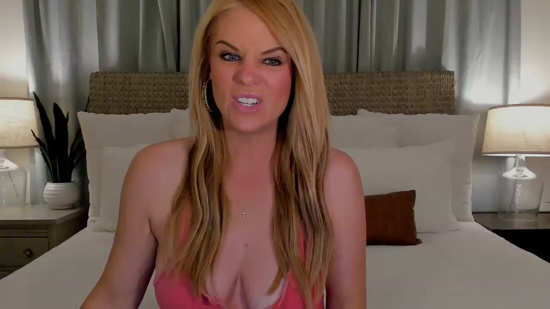 Gallery image thumbnail from Sowet4you1's myfreecams stream on, 01/11/2026, 04:32 image 2 of 20