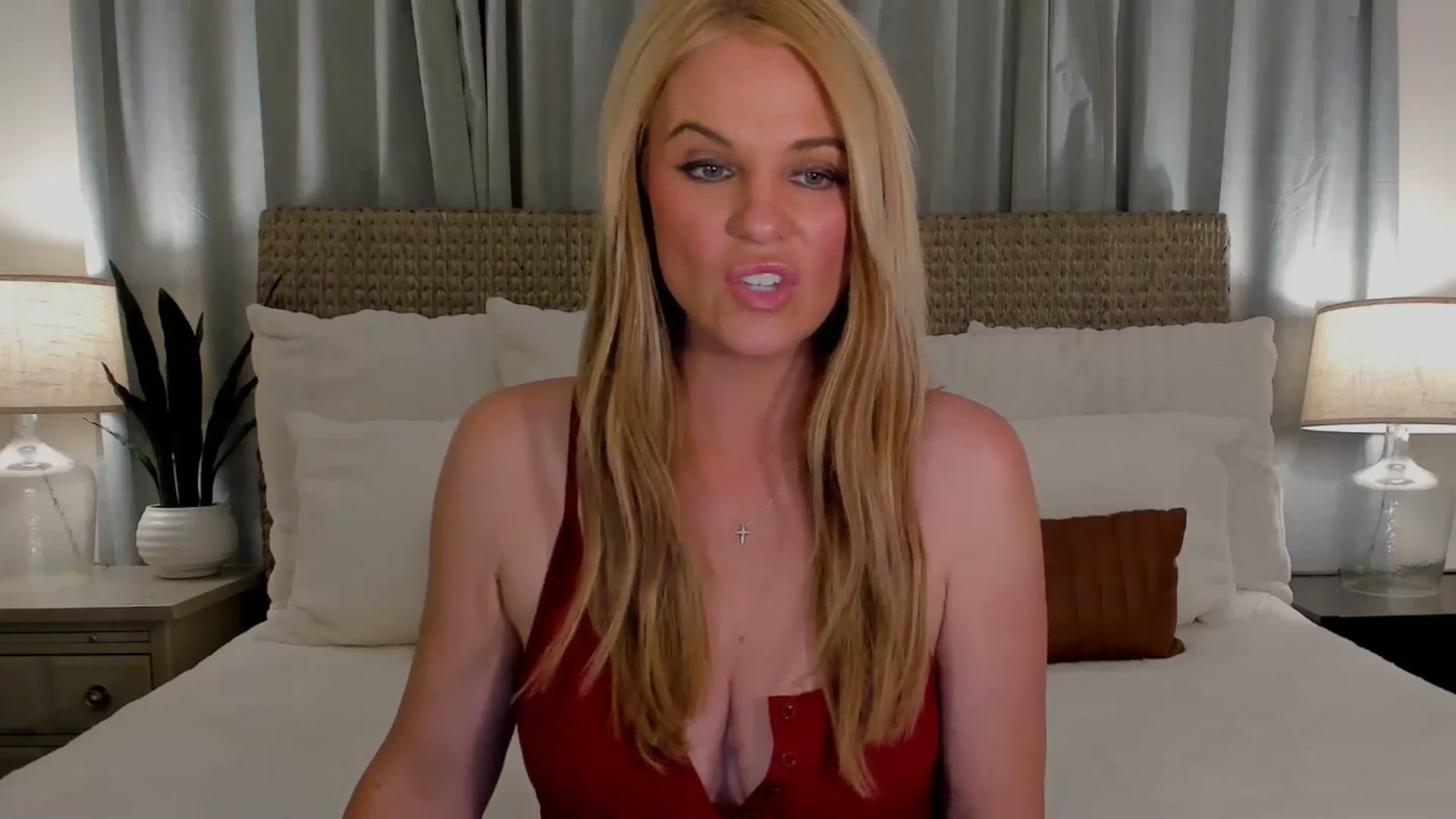 Gallery image thumbnail from Sowet4you1's myfreecams stream on, 03/04/2026, 05:52 image 11 of 20