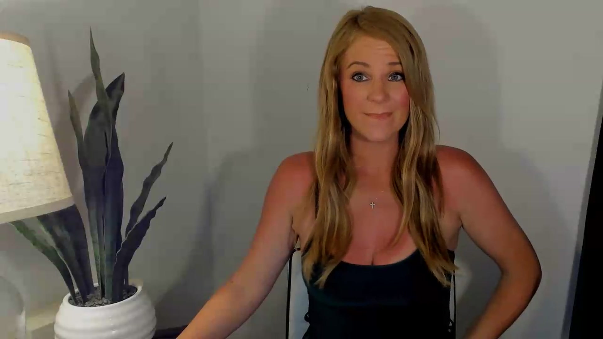 Gallery image thumbnail from Sowet4you1's myfreecams stream on, 06/21/2026, 03:20 image 16 of 20