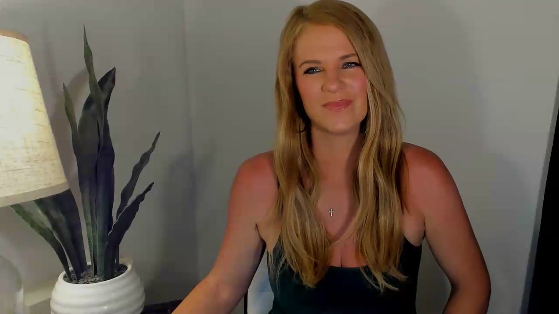 Gallery image thumbnail from Sowet4you1's myfreecams stream on, 06/21/2026, 03:20 image 6 of 20