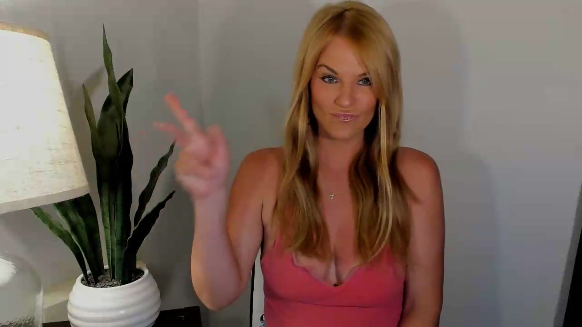Gallery image thumbnail from Sowet4you1's myfreecams stream on, 06/22/2026, 03:46 image 4 of 20