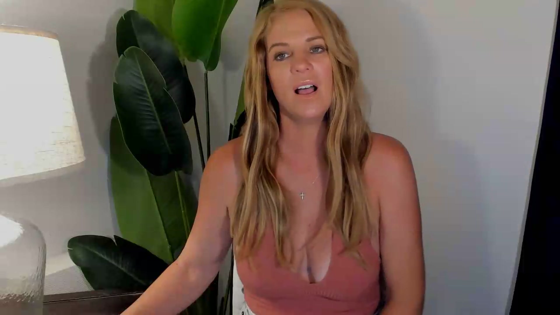 Gallery image thumbnail from Sowet4you1's myfreecams stream on, 06/25/2026, 04:39 image 19 of 20