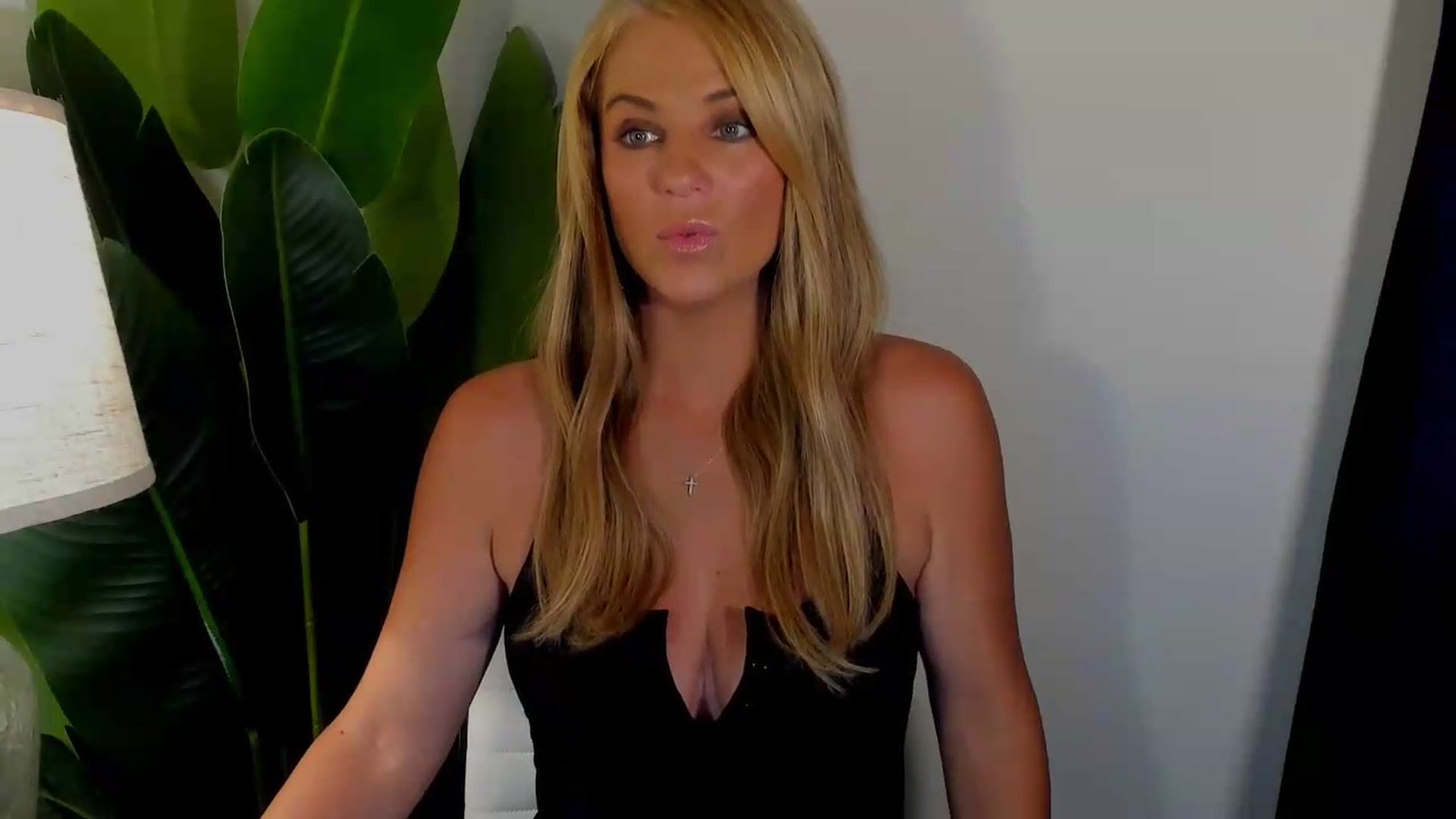 Gallery image thumbnail from Sowet4you1's myfreecams stream on, 07/17/2026, 03:24 image 2 of 20