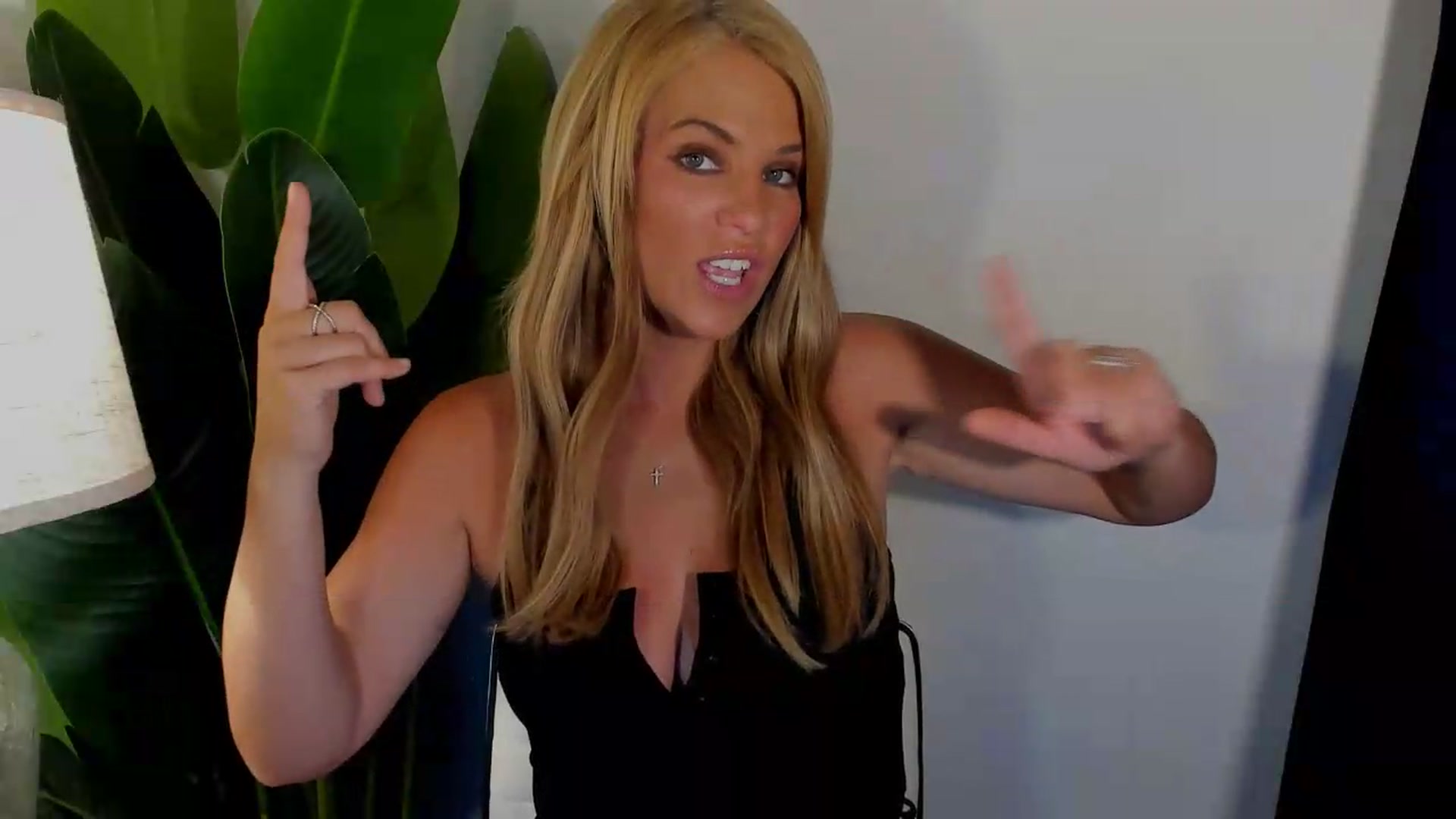 Gallery image thumbnail from Sowet4you1's myfreecams stream on, 07/17/2026, 03:24 image 5 of 20
