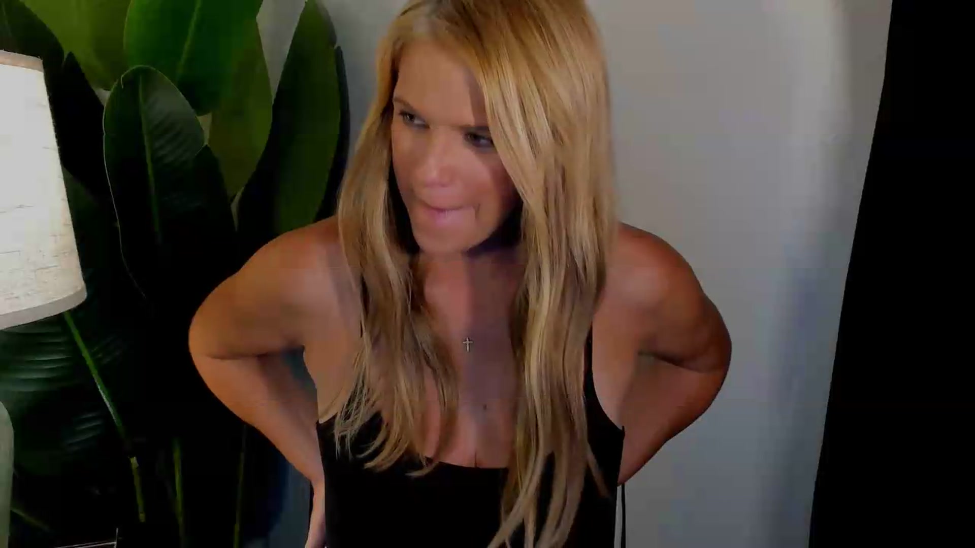 Gallery image thumbnail from Sowet4you1's myfreecams stream on, 07/22/2026, 04:56 image 13 of 20
