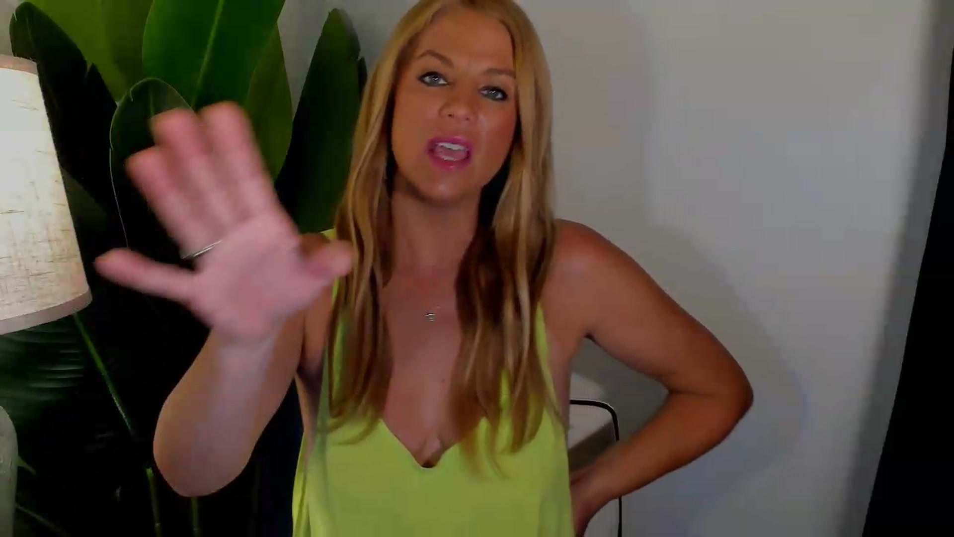 Gallery image thumbnail from Sowet4you1's myfreecams stream on, 07/28/2026, 04:43 image 15 of 20