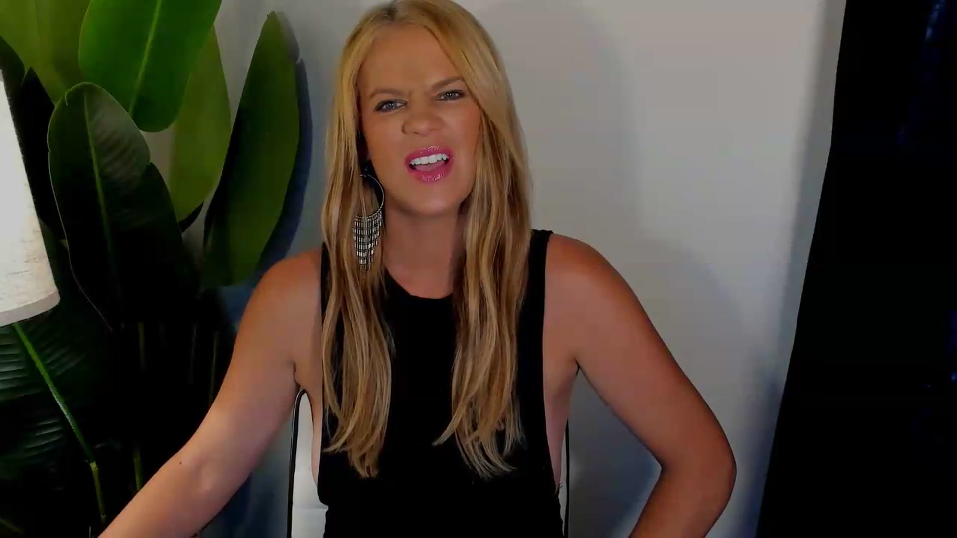 Gallery image thumbnail from Sowet4you1's myfreecams stream on, 07/31/2026, 05:07 image 5 of 20