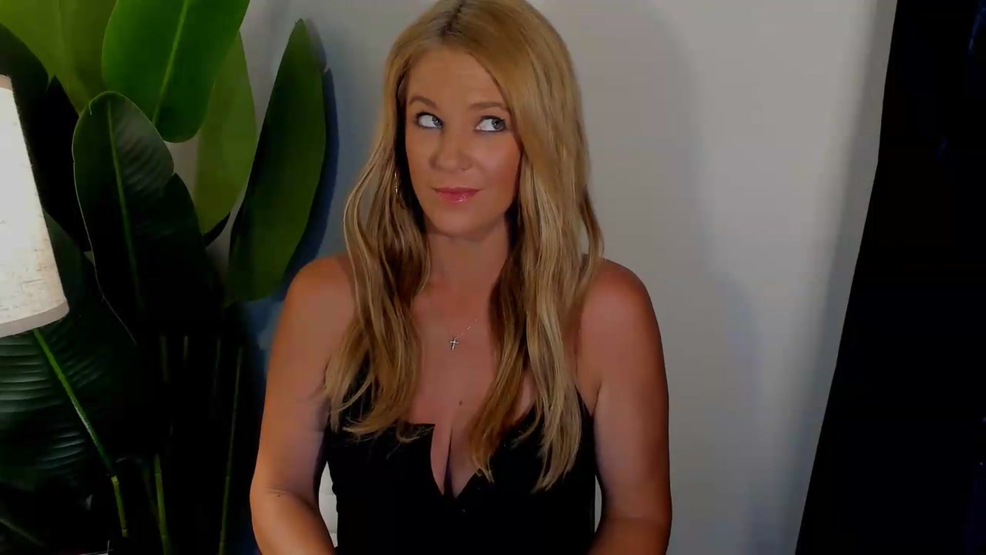 Gallery image thumbnail from Sowet4you1's myfreecams stream on, 08/01/2026, 03:57 image 6 of 20