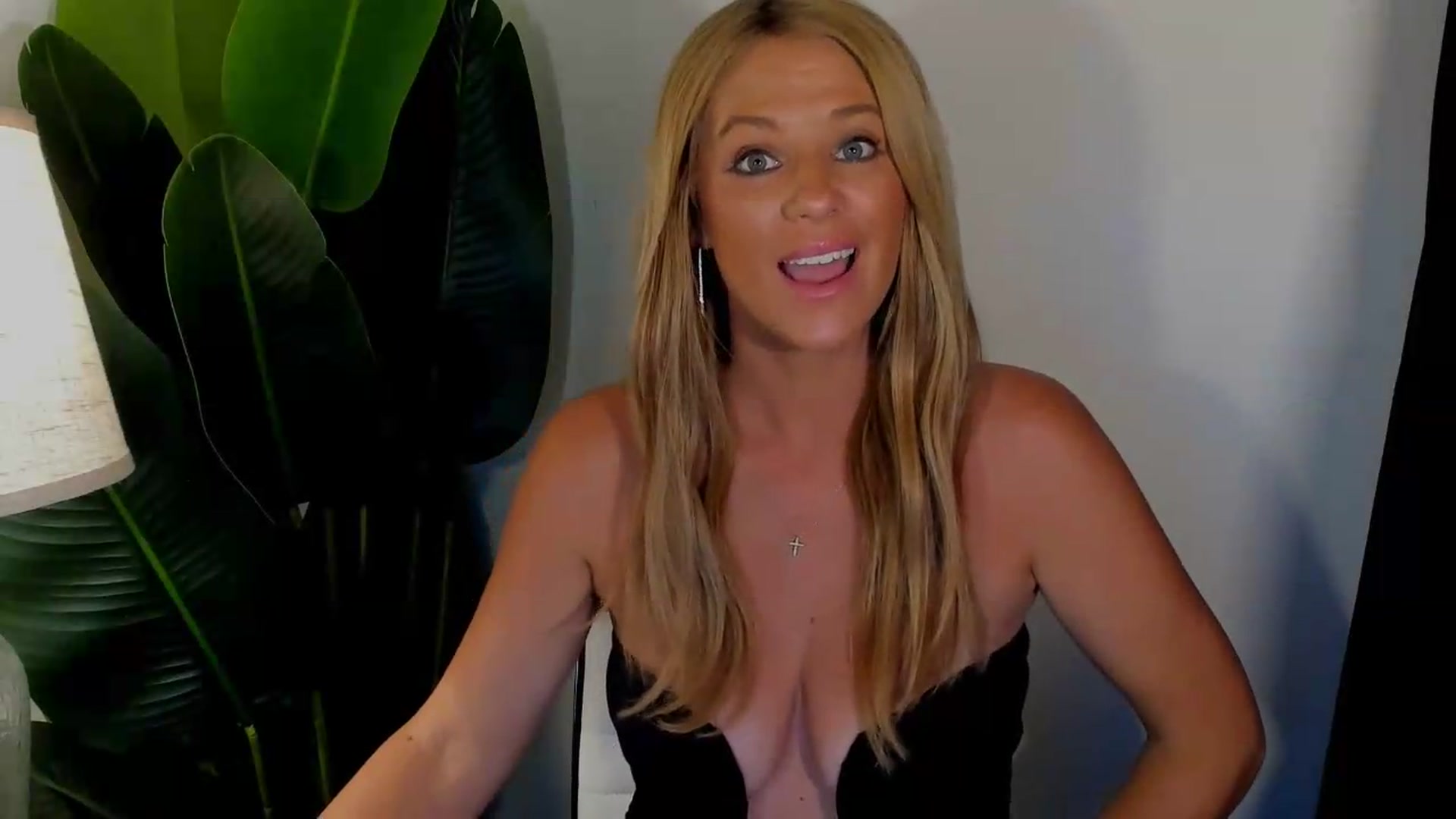 Gallery image thumbnail from Sowet4you1's myfreecams stream on, 08/02/2026, 05:13 image 8 of 20