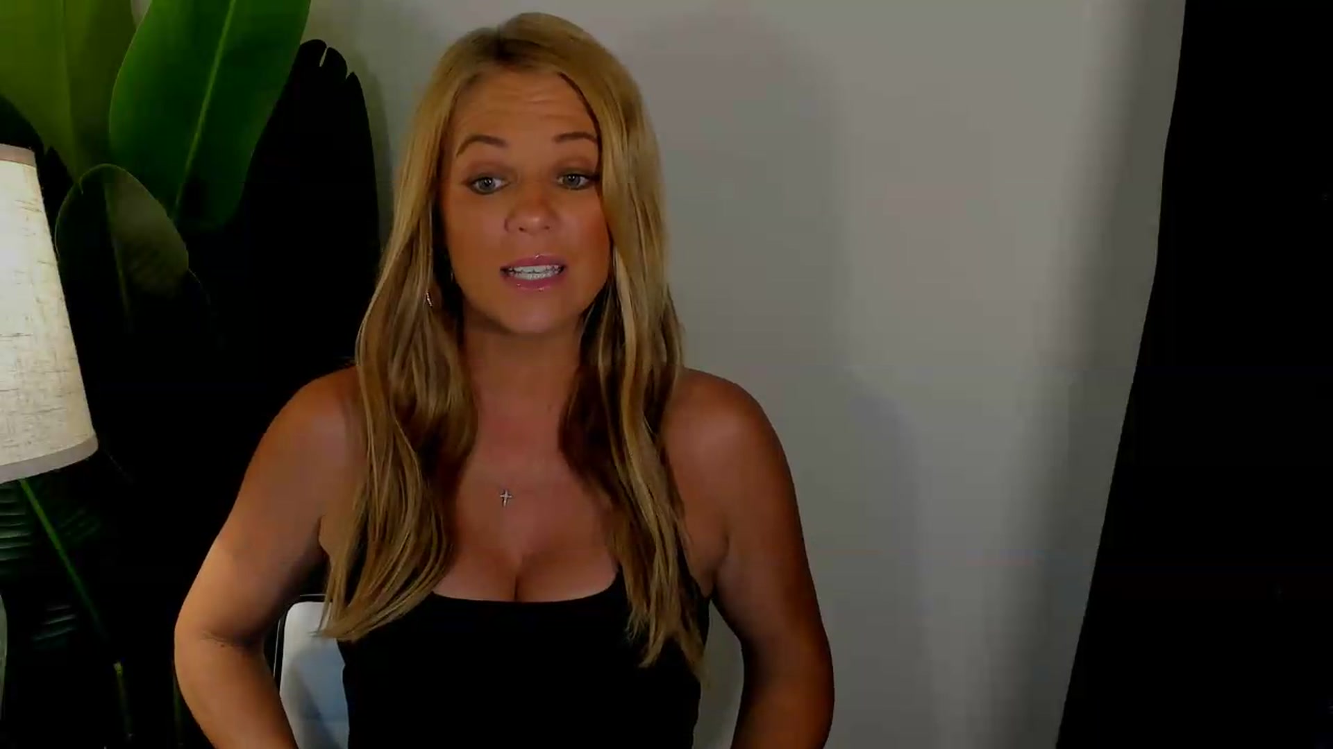 Gallery image thumbnail from Sowet4you1's myfreecams stream on, 08/11/2026, 04:16 image 10 of 20