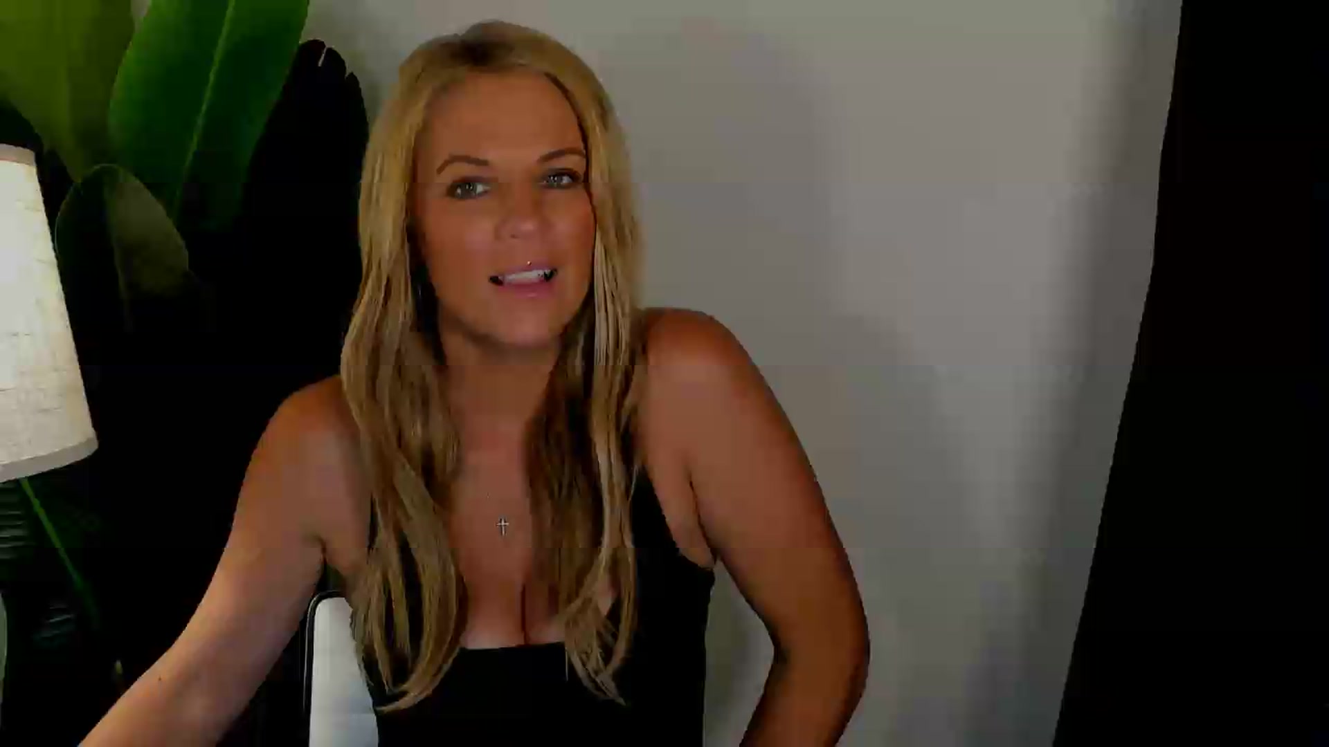 Gallery image thumbnail from Sowet4you1's myfreecams stream on, 08/11/2026, 04:47 image 11 of 20
