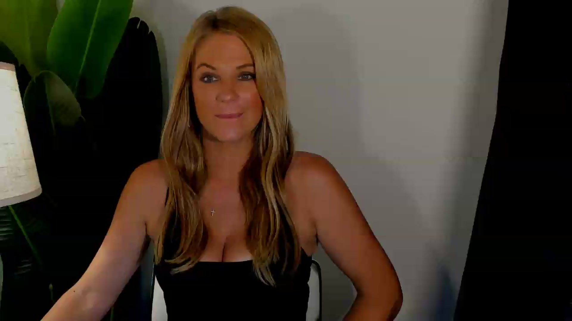 Gallery image thumbnail from Sowet4you1's myfreecams stream on, 08/11/2026, 04:47 image 17 of 20