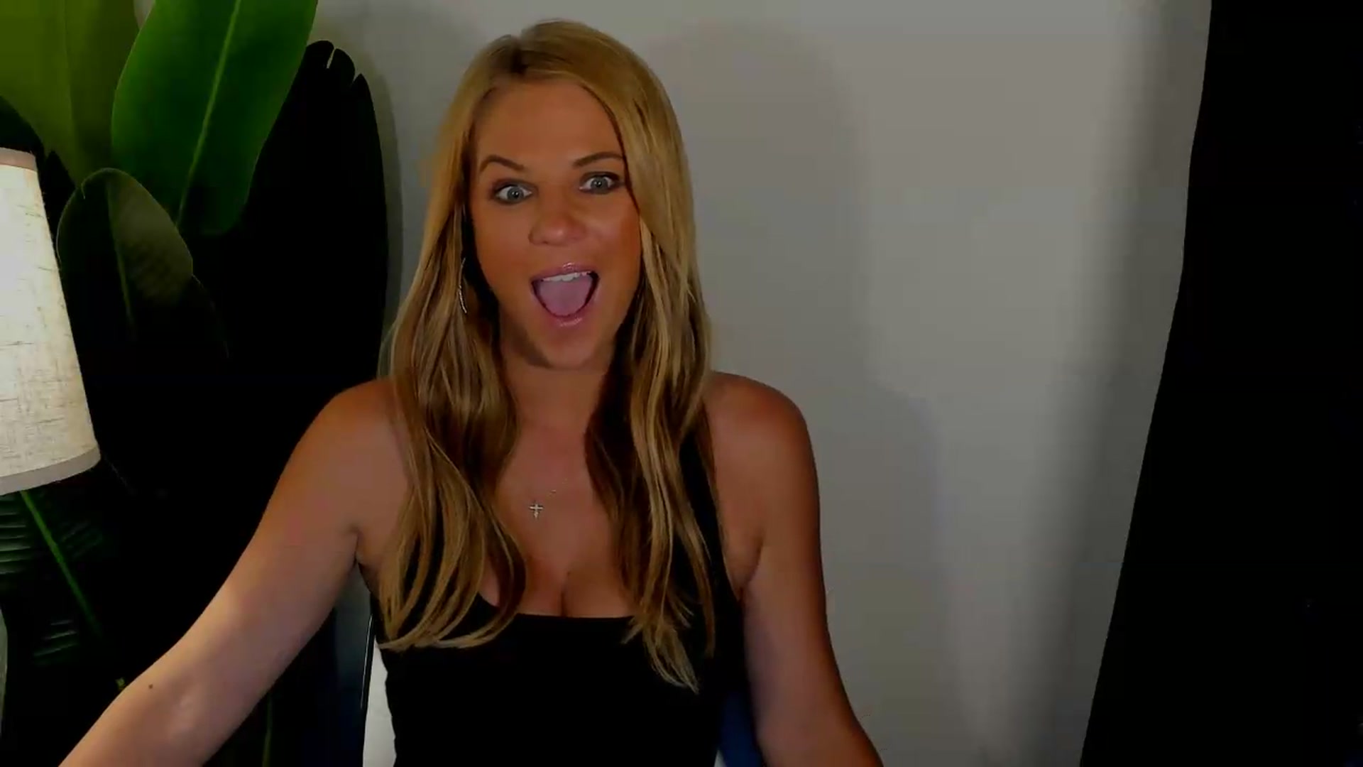 Gallery image thumbnail from Sowet4you1's myfreecams stream on, 08/11/2026, 04:47 image 5 of 20
