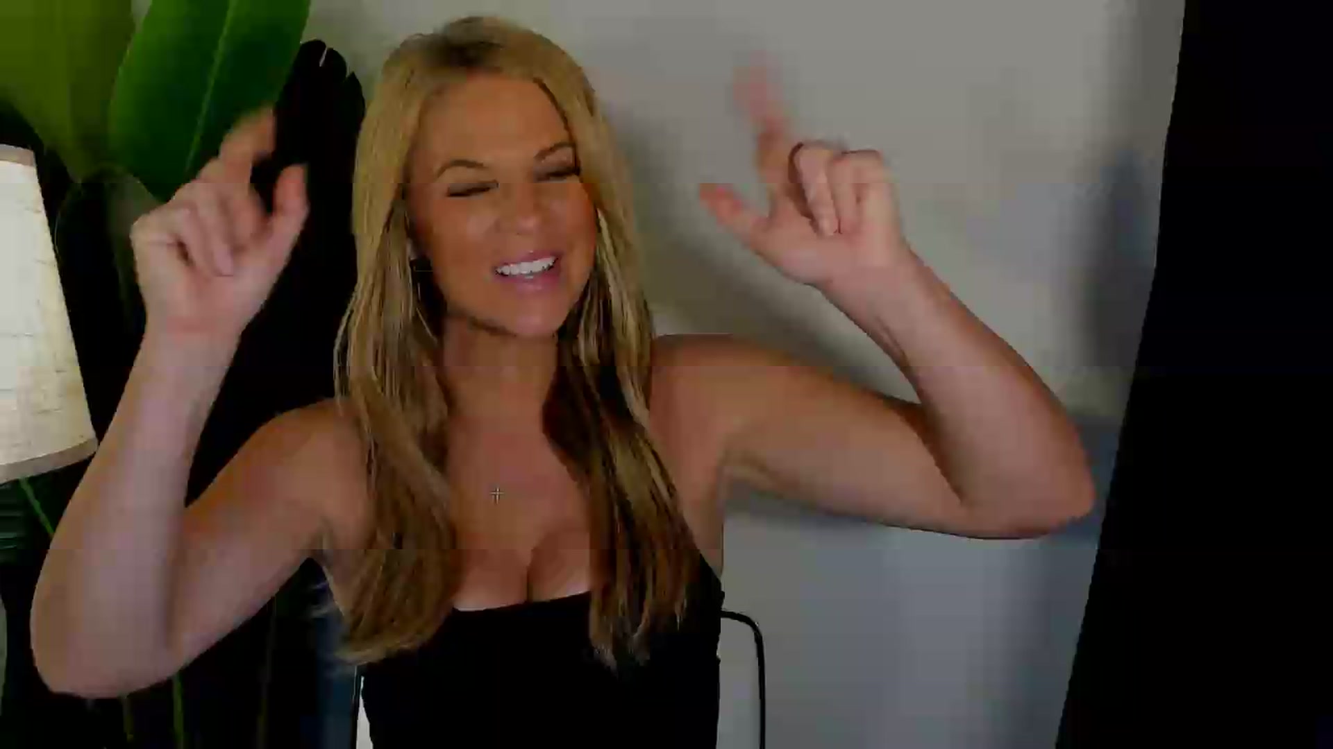 Gallery image thumbnail from Sowet4you1's myfreecams stream on, 08/11/2026, 05:58 image 1 of 20