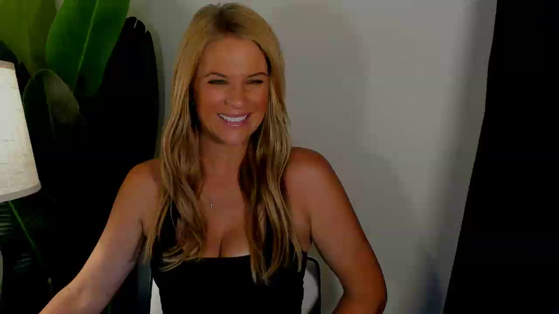 Gallery image thumbnail from Sowet4you1's myfreecams stream on, 08/11/2026, 05:58 image 16 of 20