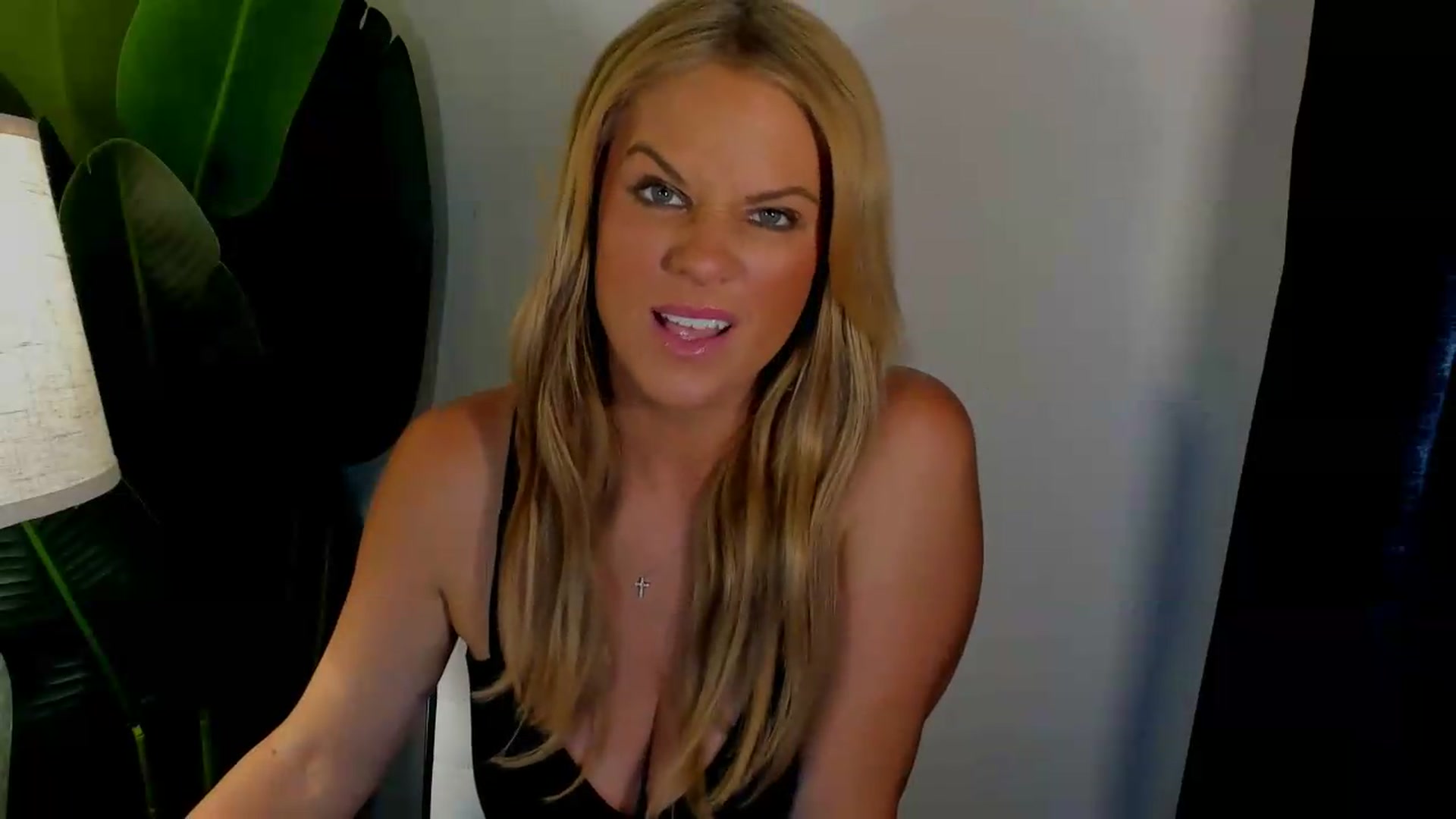 Gallery image thumbnail from Sowet4you1's myfreecams stream on, 08/12/2026, 03:00 image 12 of 20