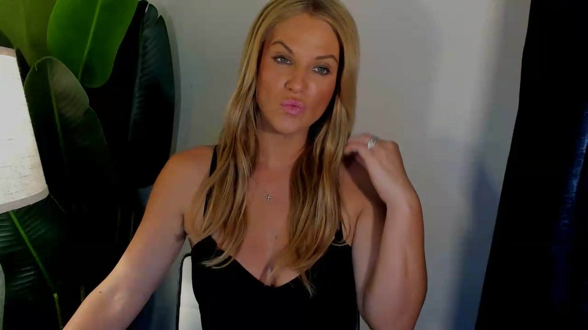 Gallery image thumbnail from Sowet4you1's myfreecams stream on, 08/12/2026, 03:00 image 13 of 20